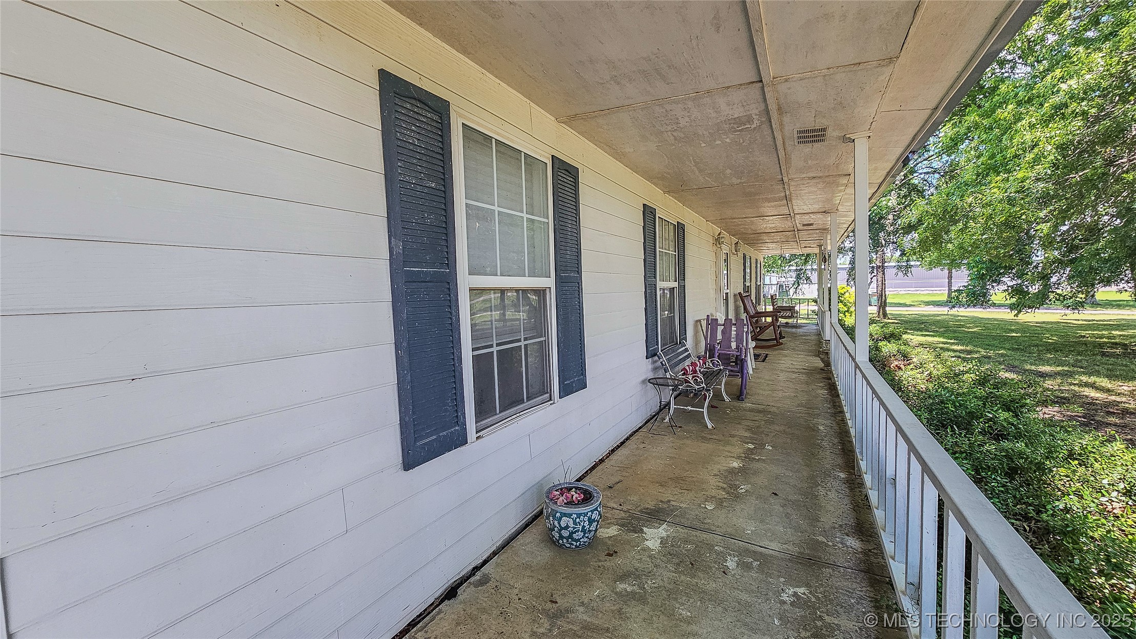 421975 E 1155 Road Property Photo 11