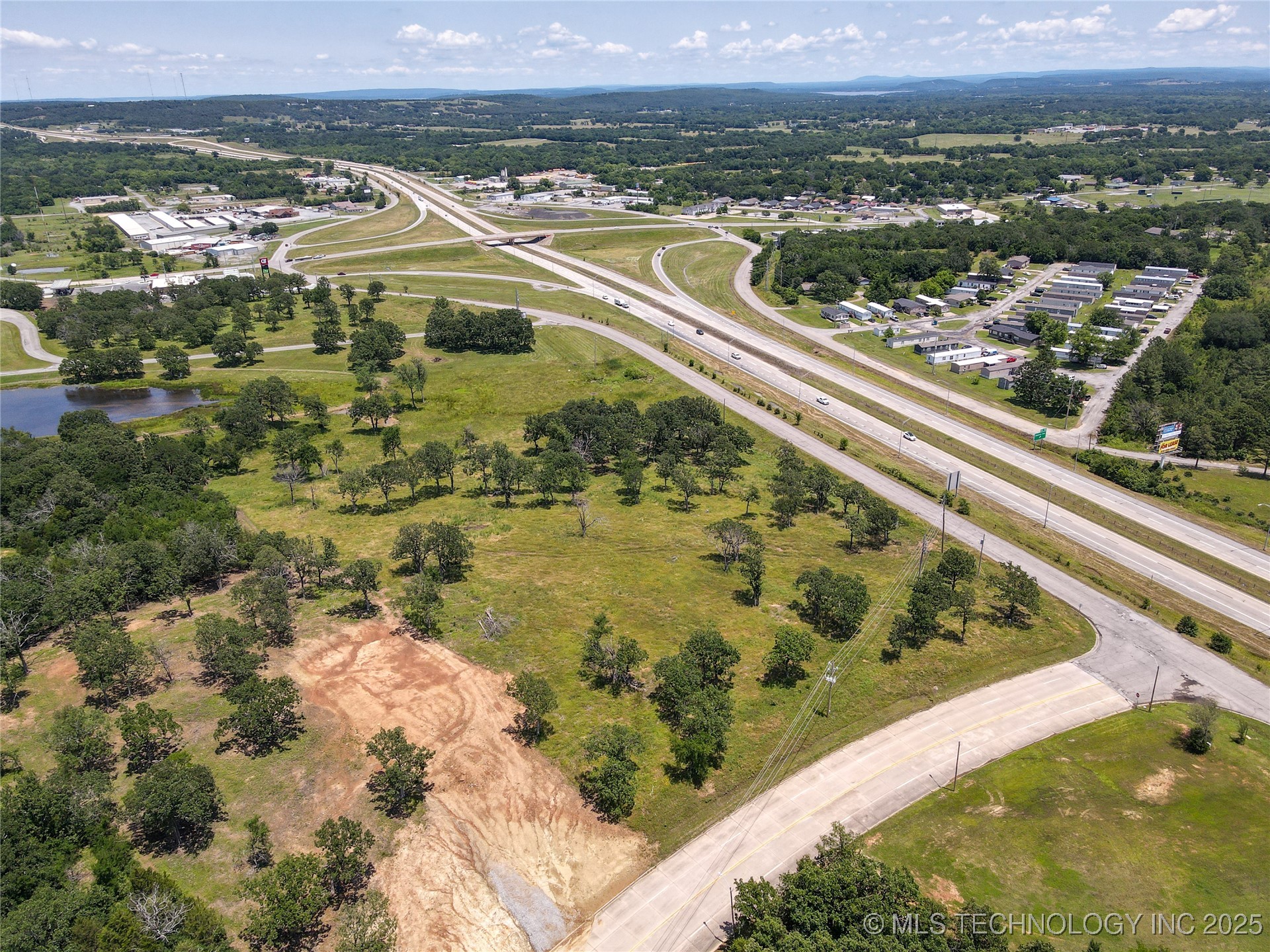 N George Nigh Bypass Property Photo 3