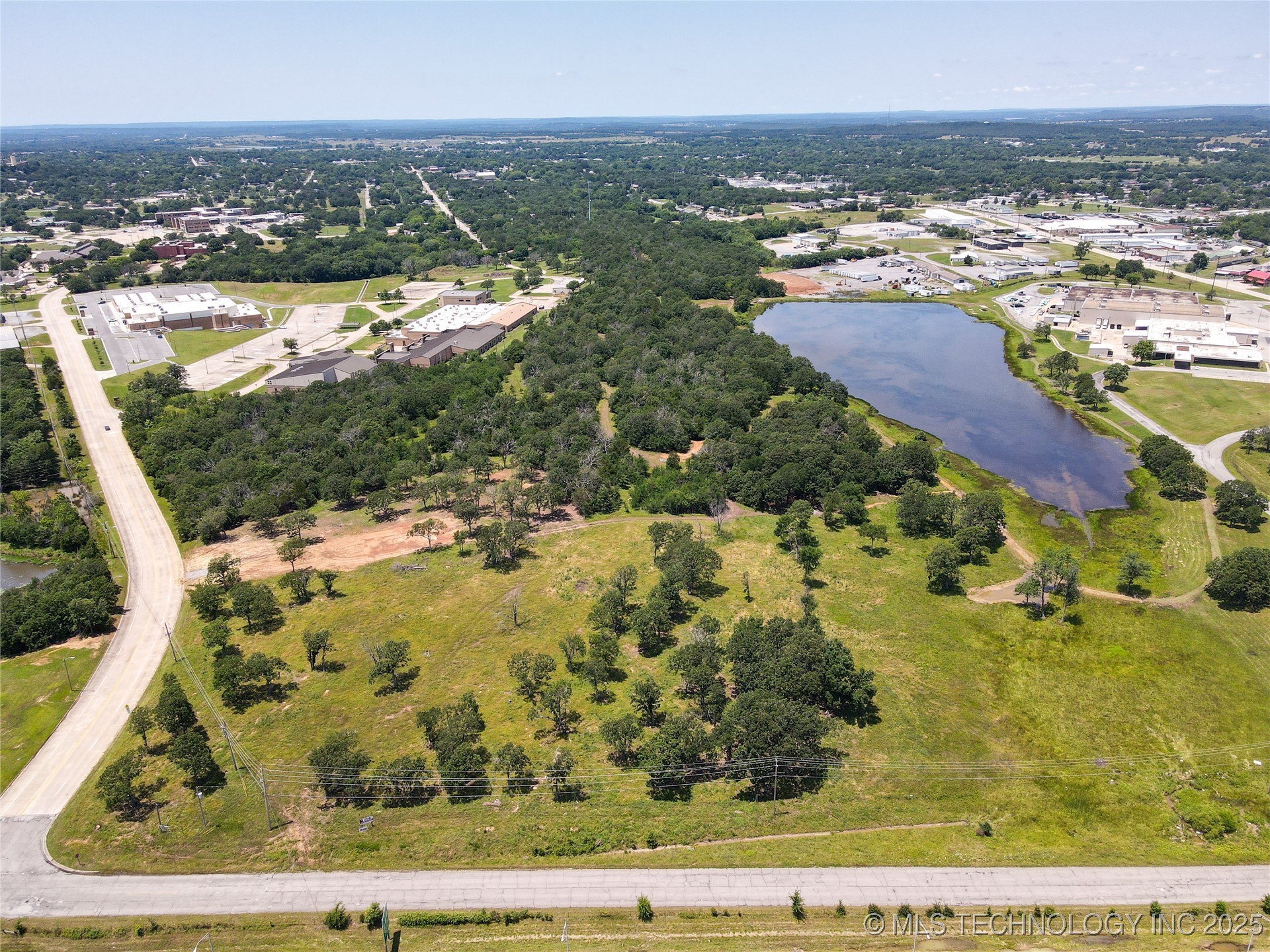 N George Nigh Bypass Property Photo 5