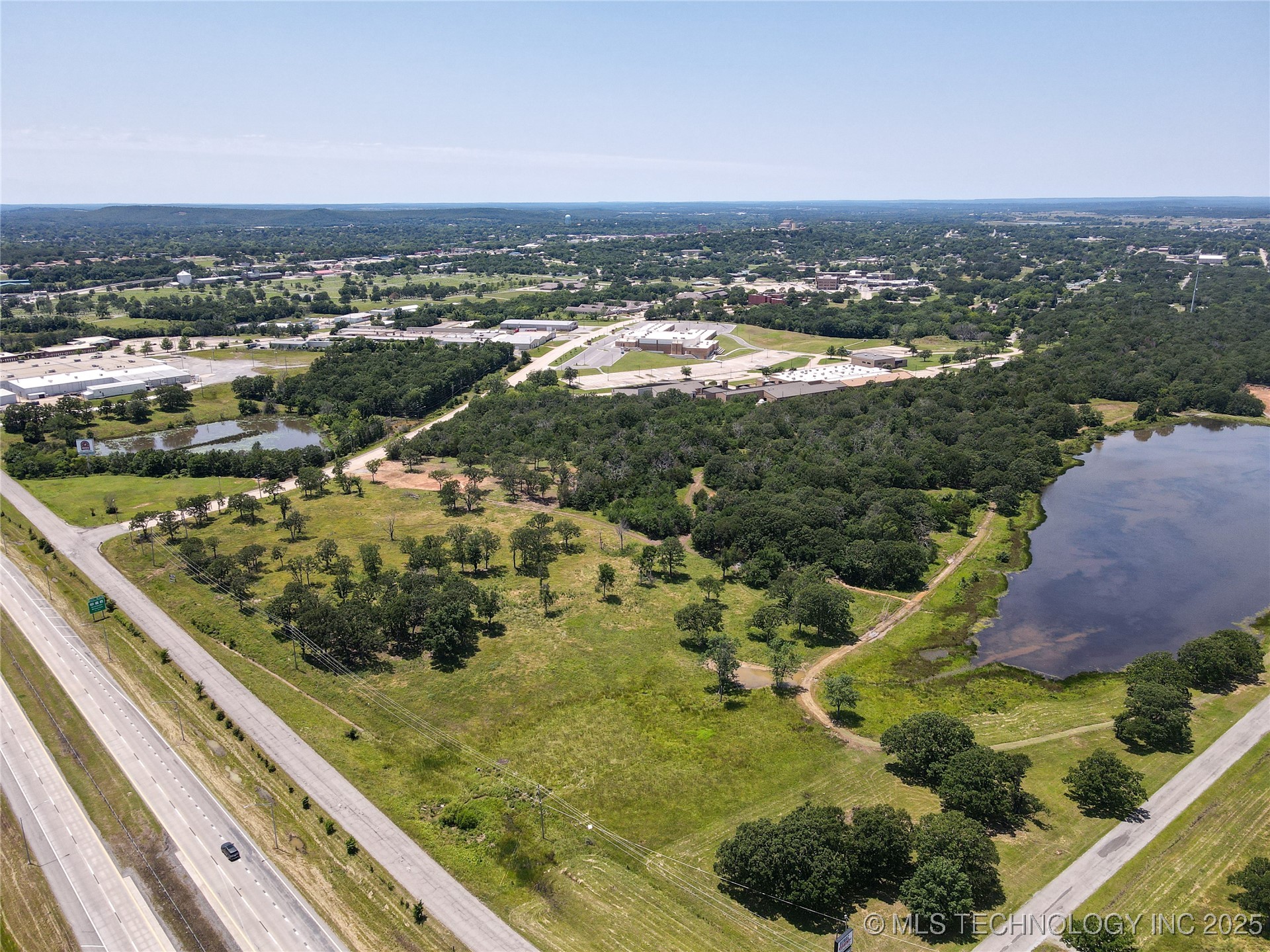 N George Nigh Bypass Property Photo 7