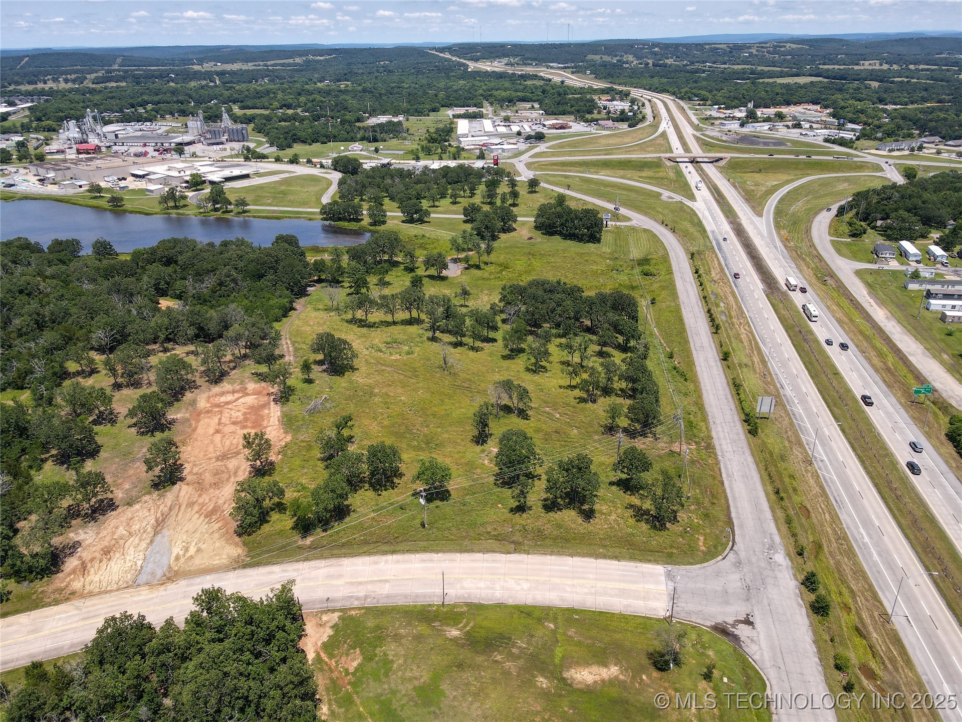 N George Nigh Bypass Property Photo 8