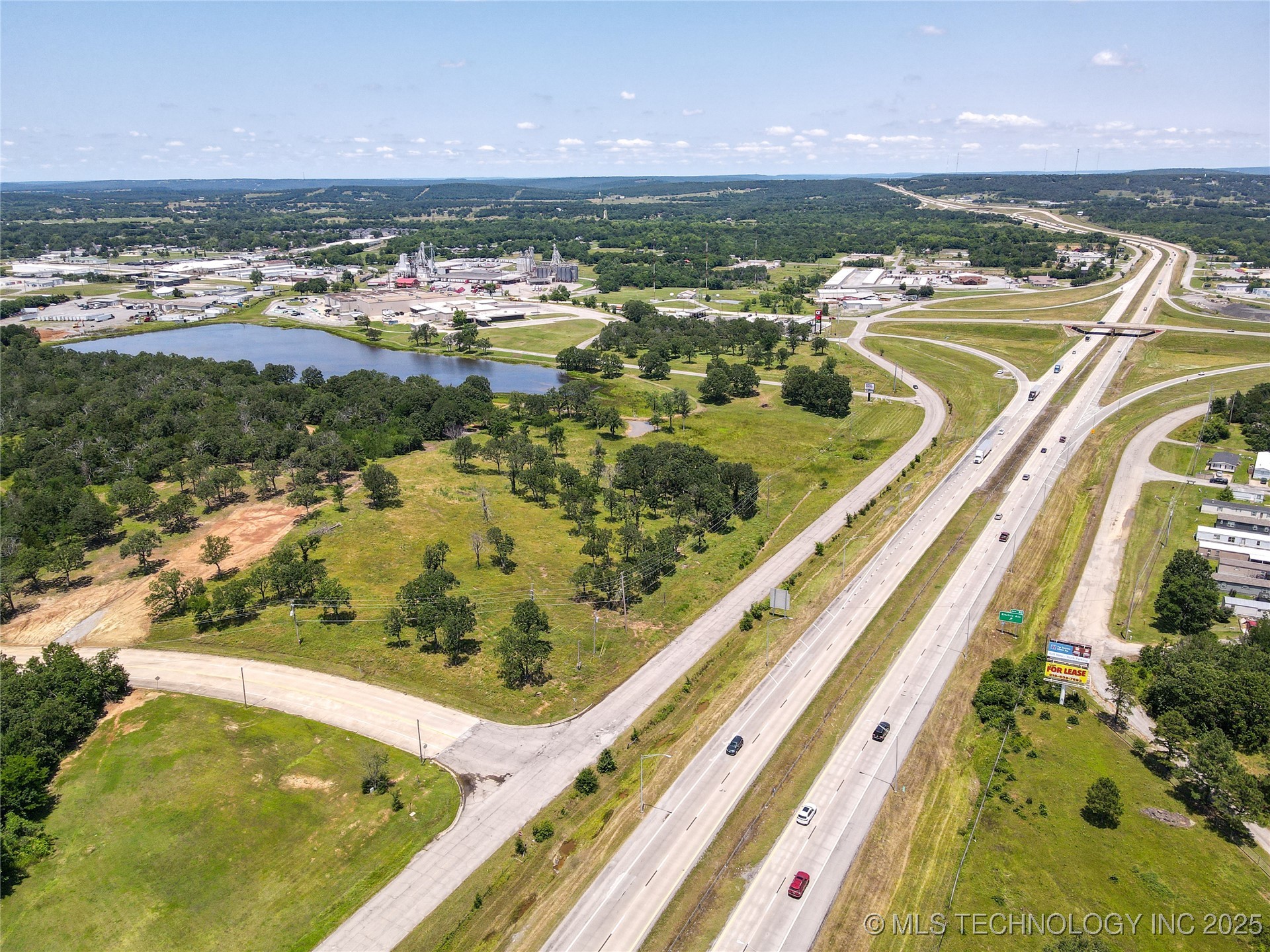 N George Nigh Bypass Property Photo 10