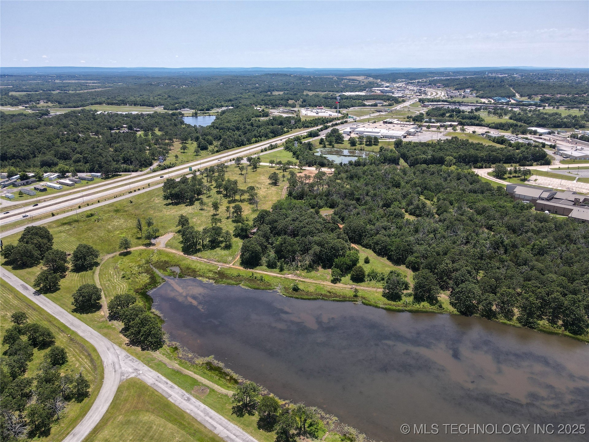 N George Nigh Bypass Property Photo 11