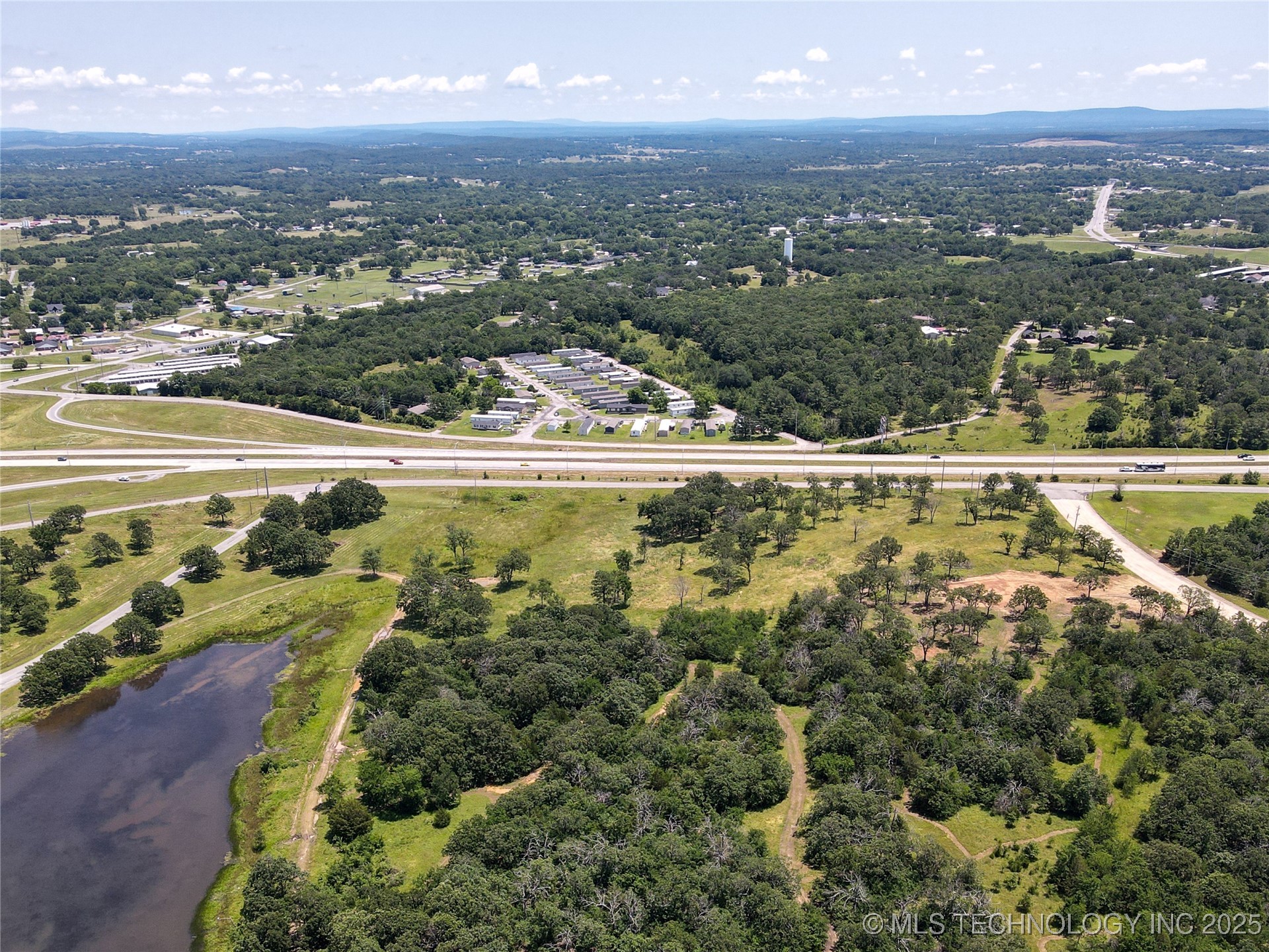 N George Nigh Bypass Property Photo 13