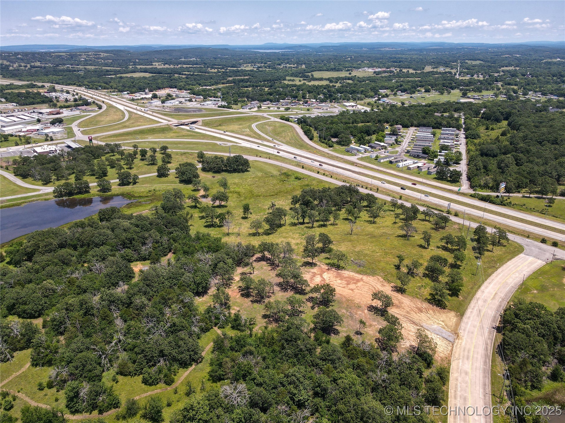 N George Nigh Bypass Property Photo 14
