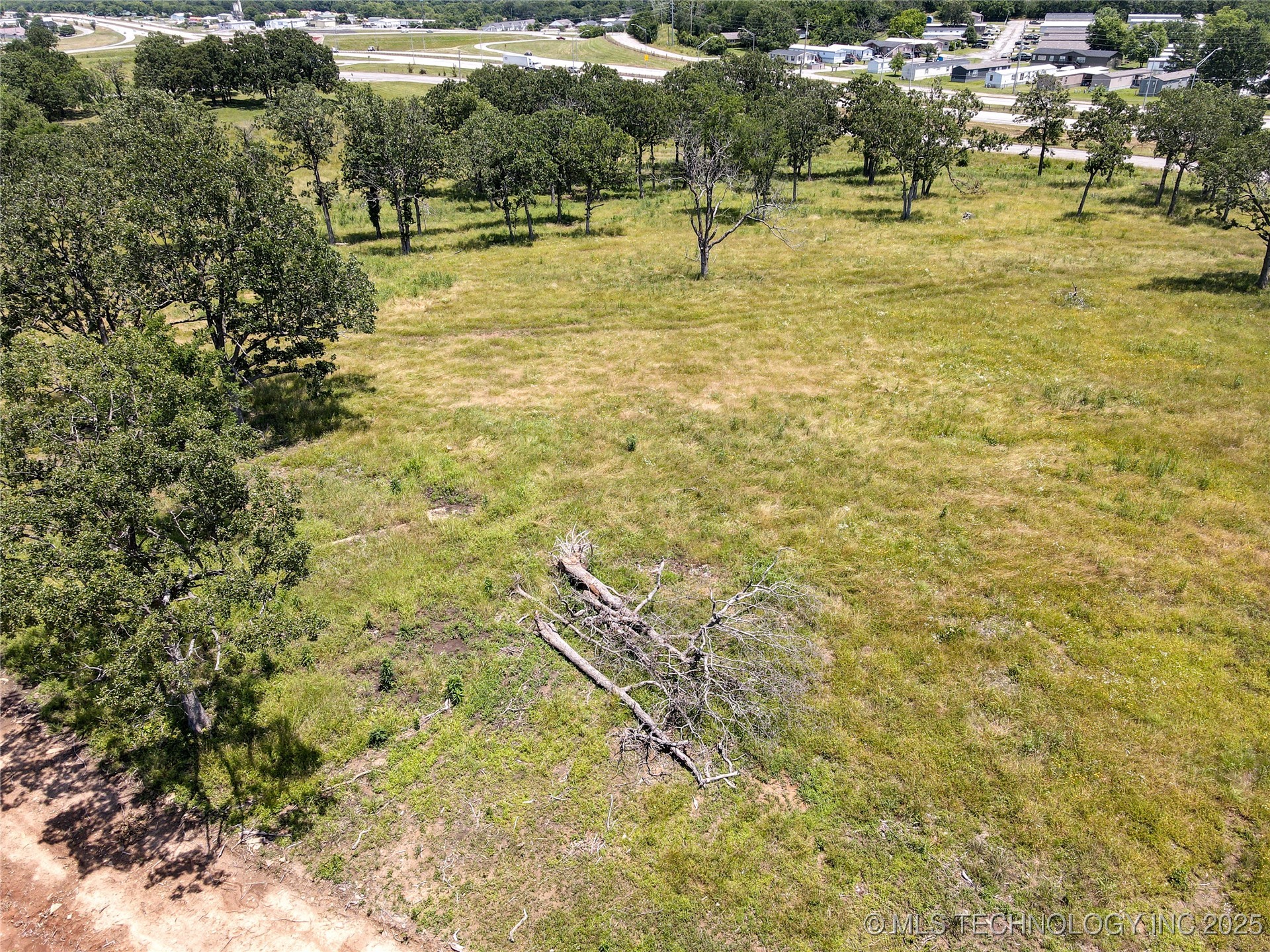 N George Nigh Bypass Property Photo 16