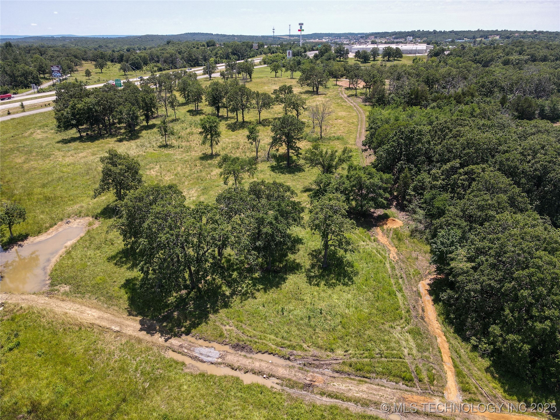 N George Nigh Bypass Property Photo 23