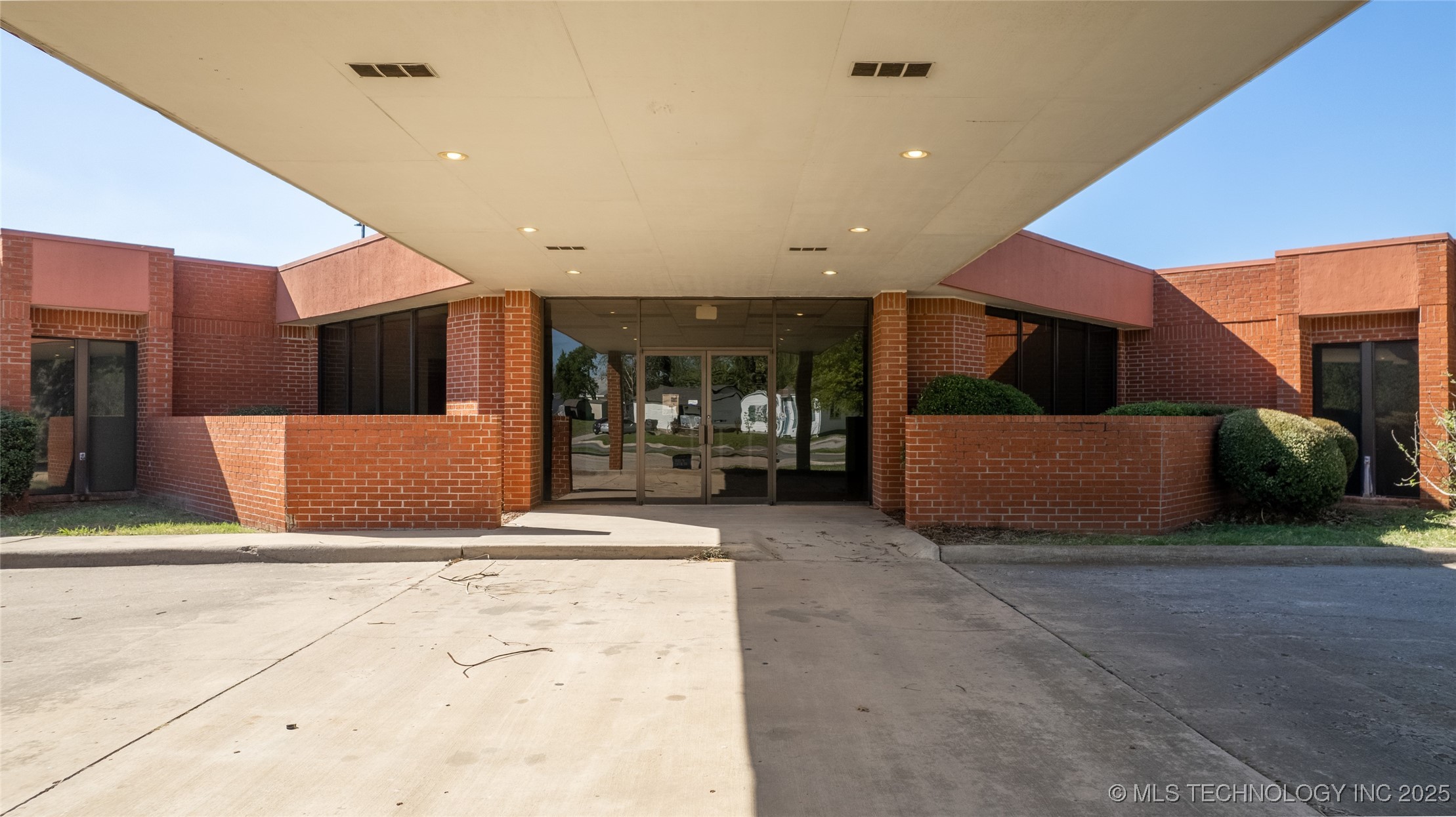 1221 G Street Nw Property Photo 2