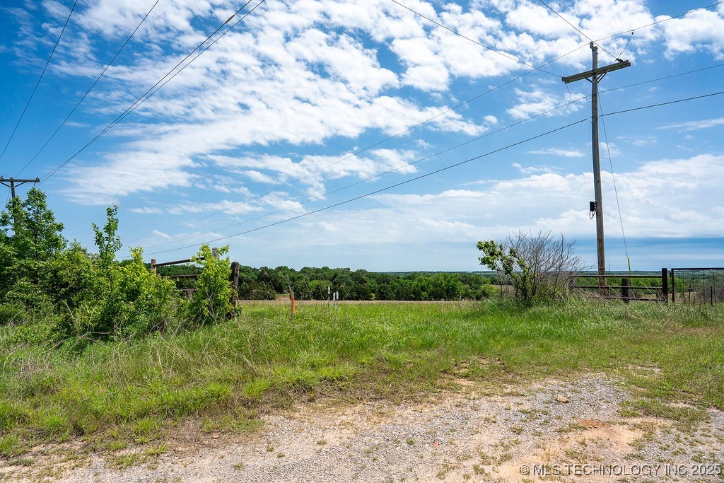 11 E 750 Road Property Photo 32