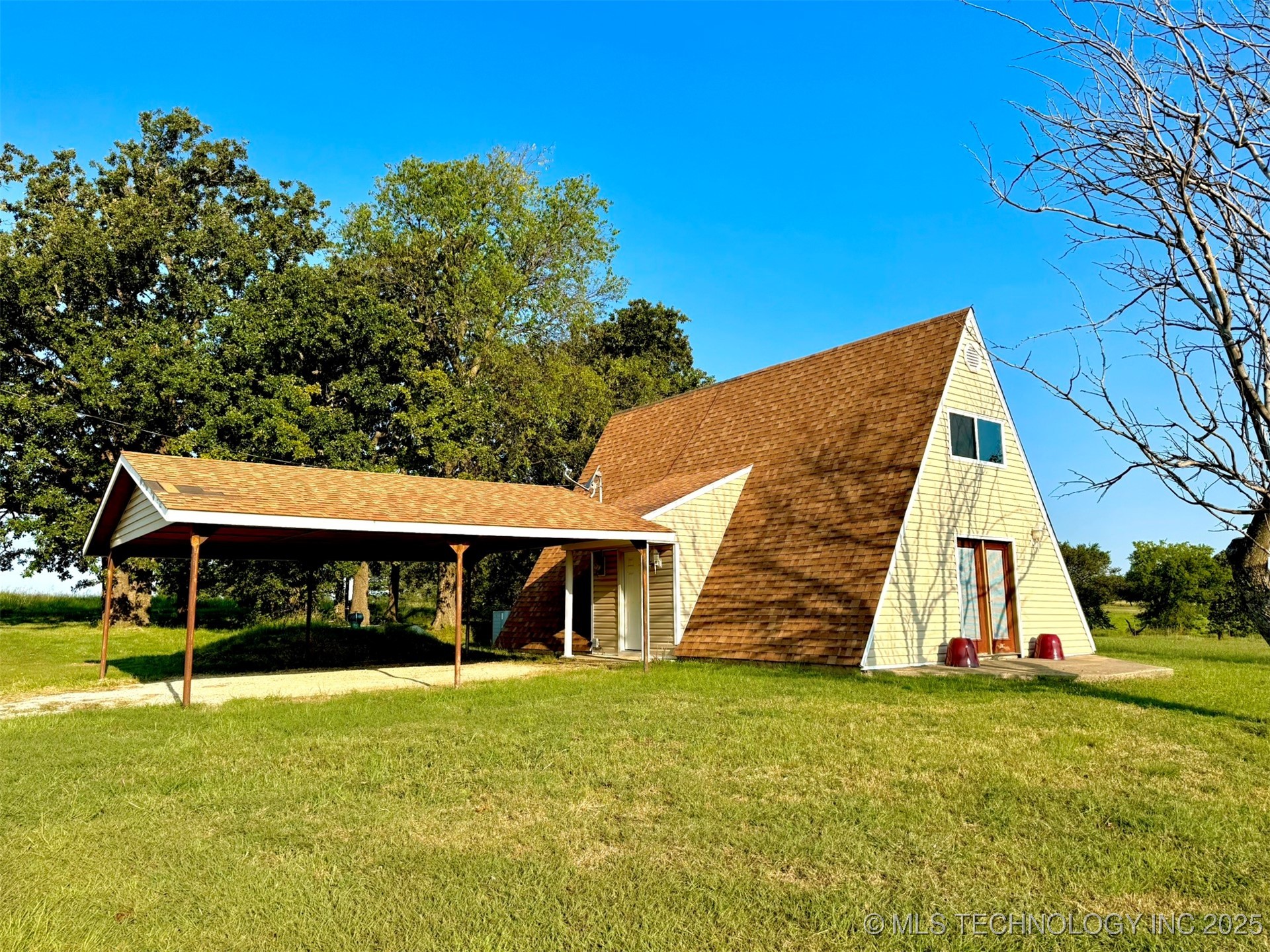 7235 Sunshine Road Property Photo 2