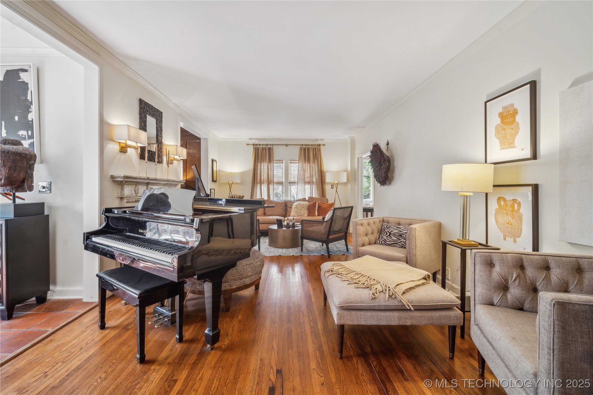 2251 S Saint Louis Avenue Property Photo 7