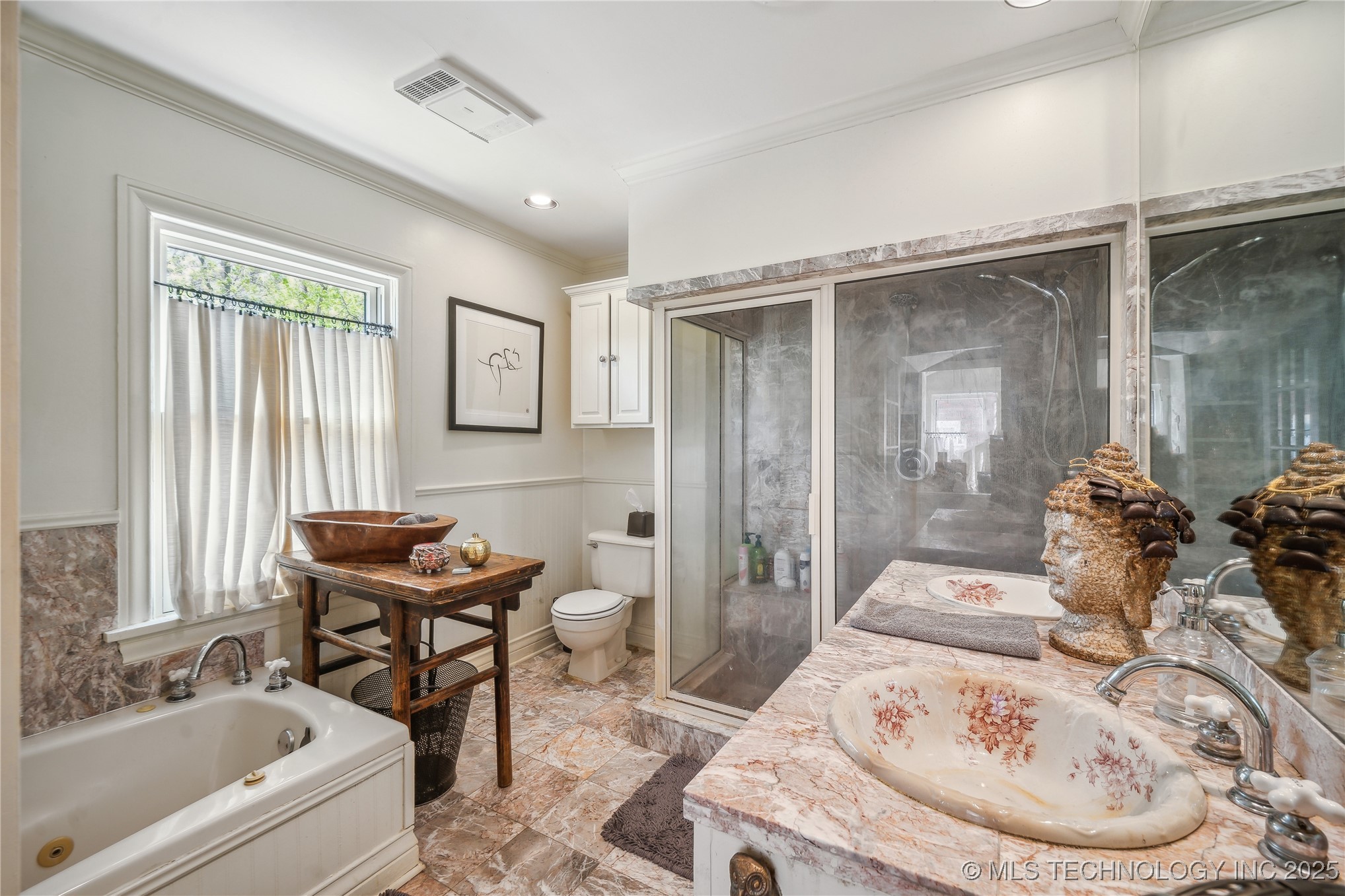 2251 S Saint Louis Avenue Property Photo 22