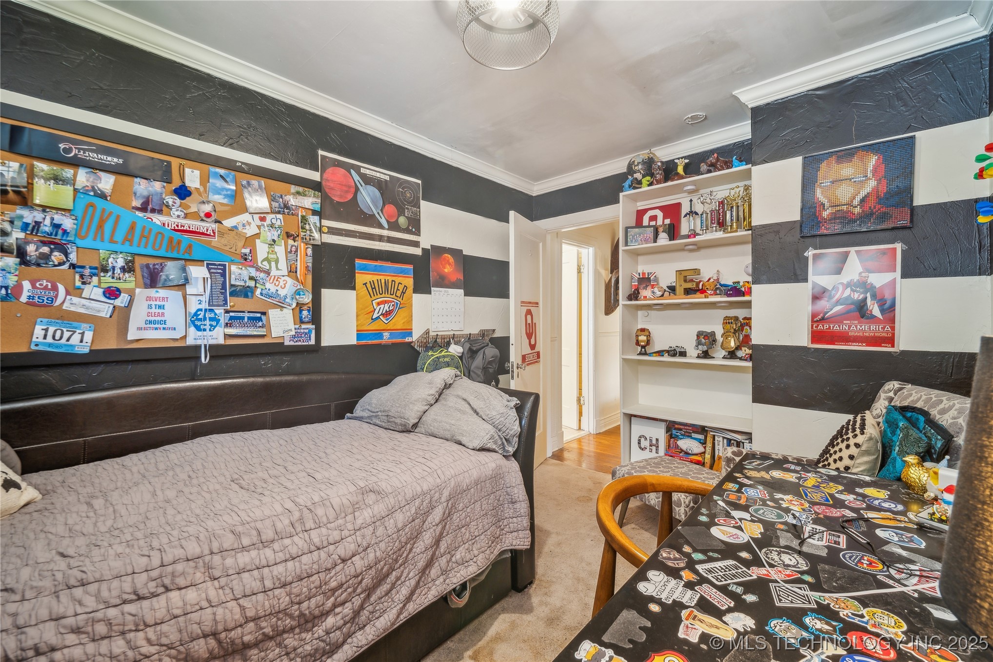 2251 S Saint Louis Avenue Property Photo 23