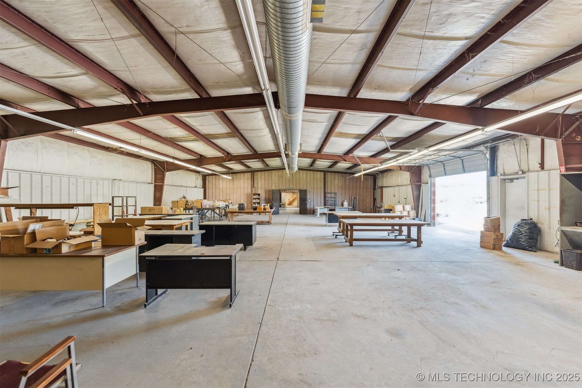 400 E Industrial Boulevard S Property Photo 13