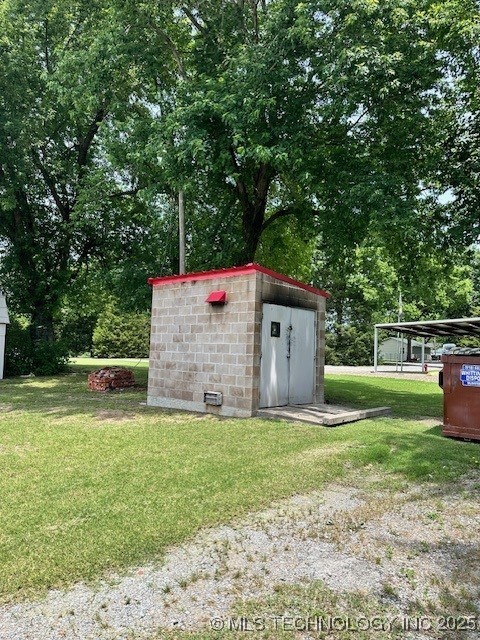 1100 N York Street Property Photo 17