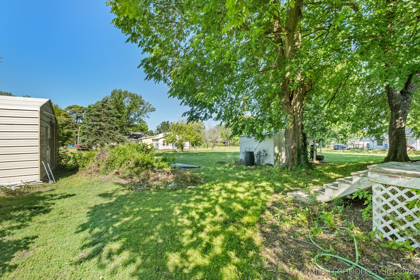 0 E Delaware Property Photo 2