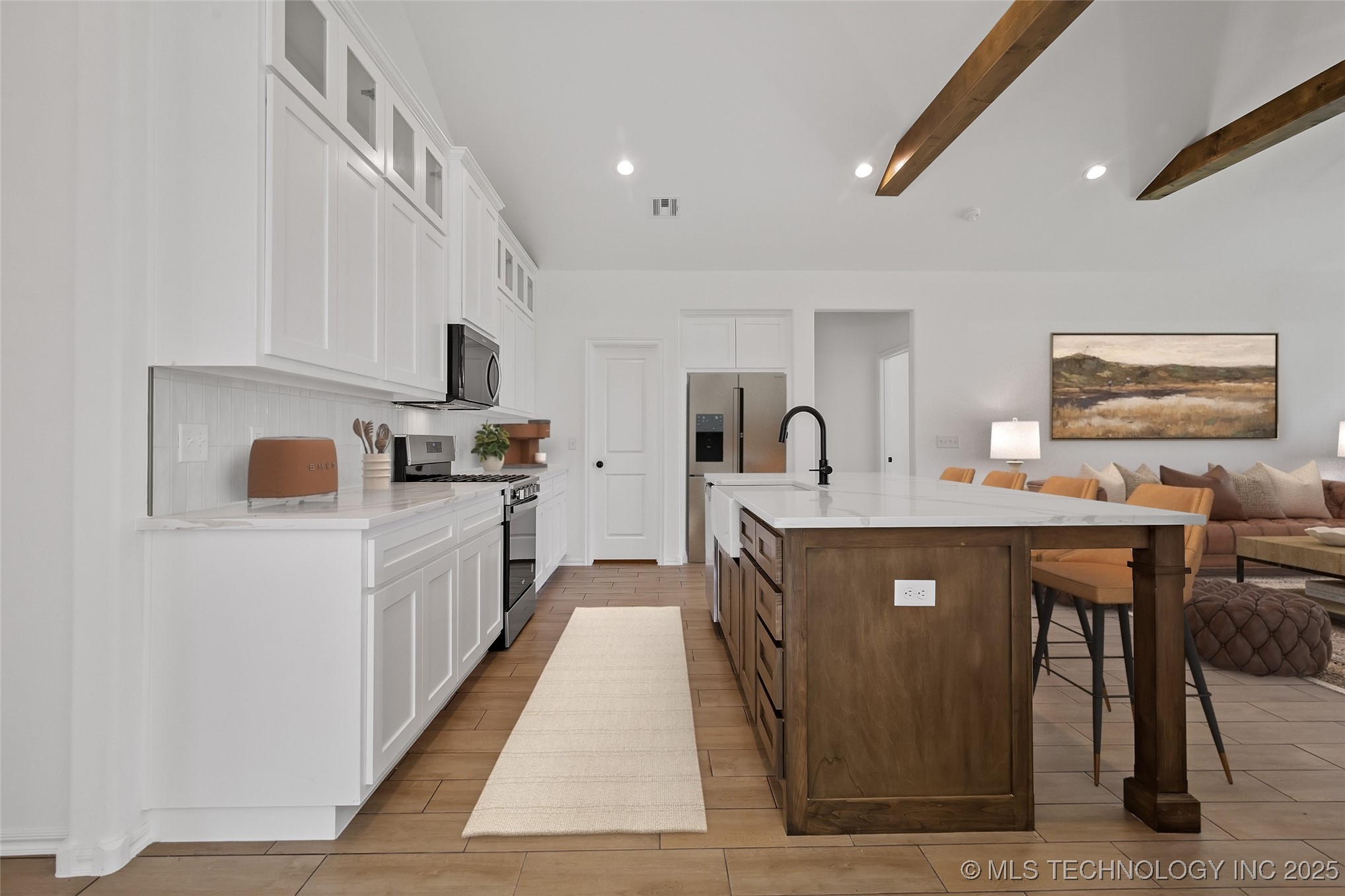 10617 N 120th East Avenue Property Photo 5