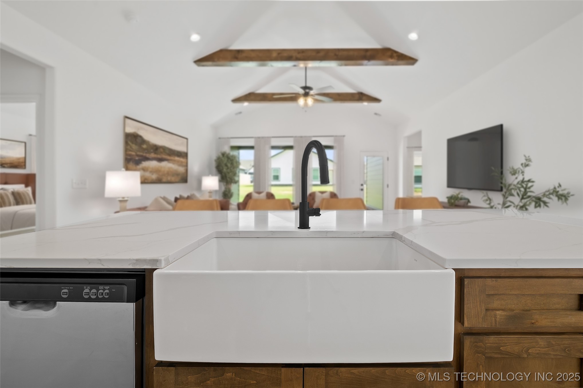 10617 N 120th East Avenue Property Photo 9