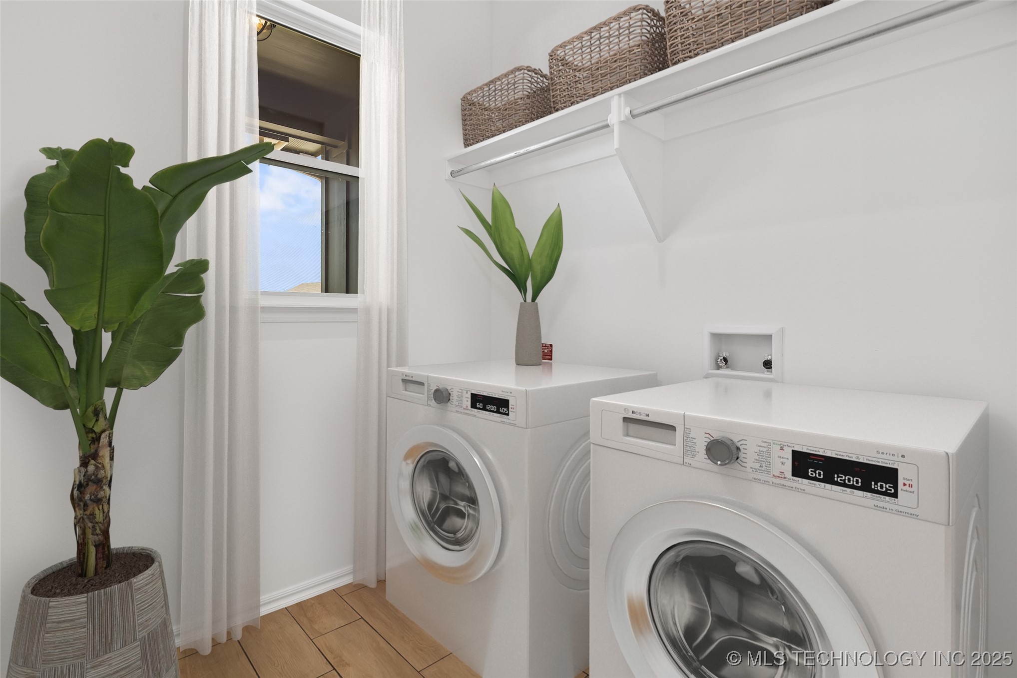 10617 N 120th East Avenue Property Photo 19