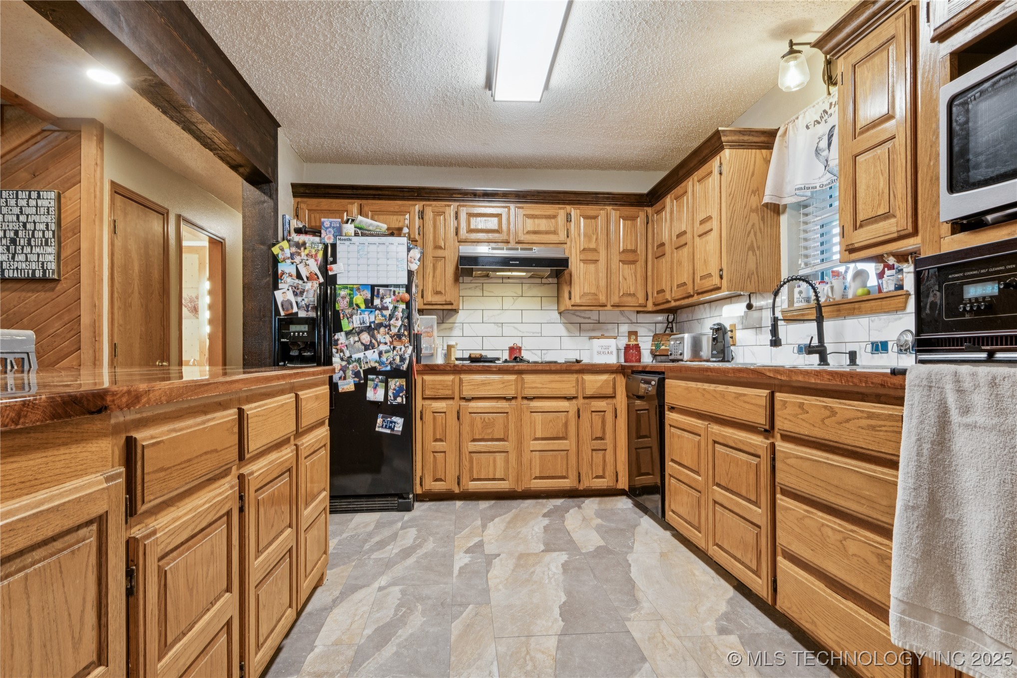 7864 S 449 Road Property Photo 11