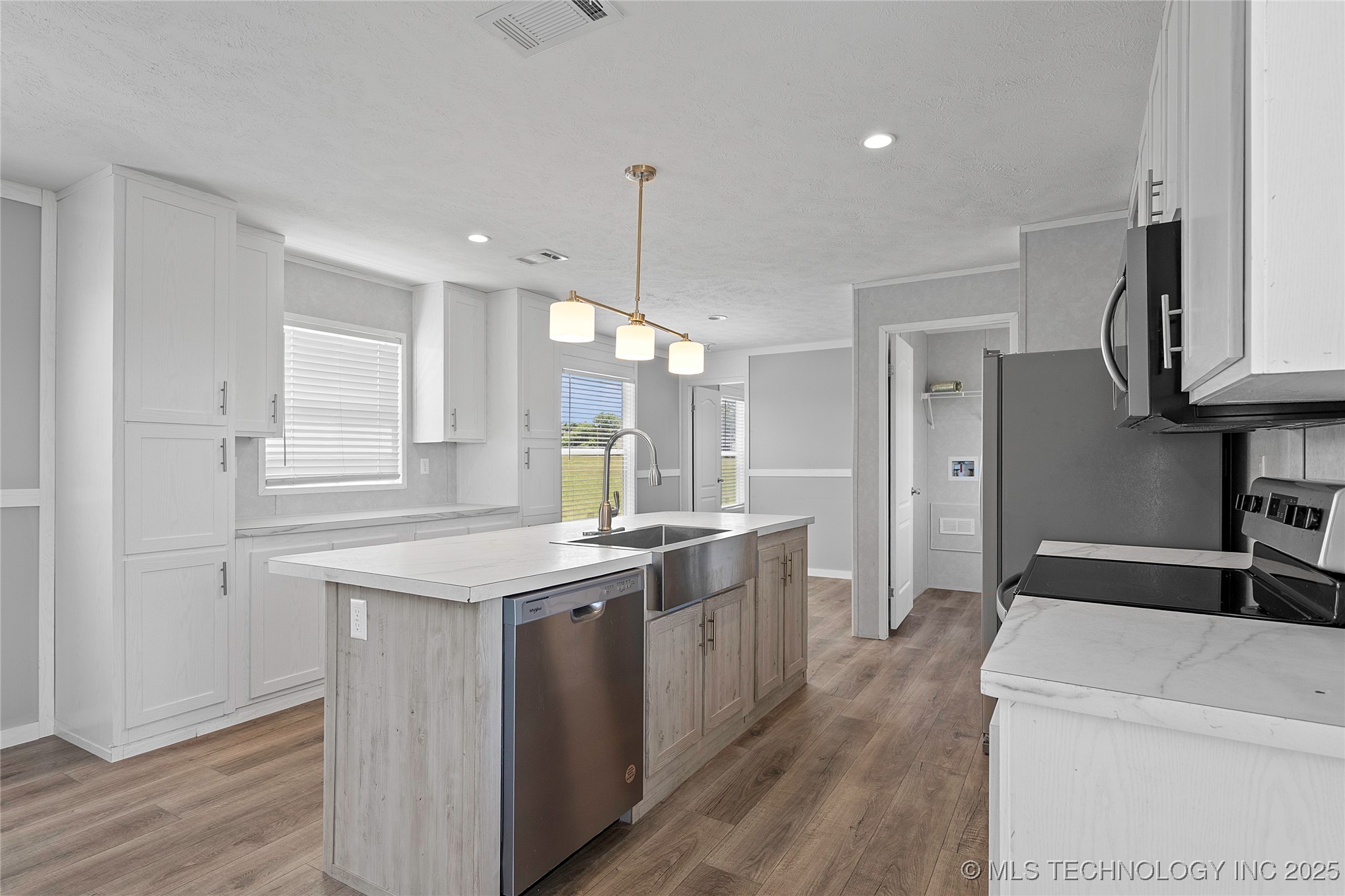 6 Elm Place Property Photo 6