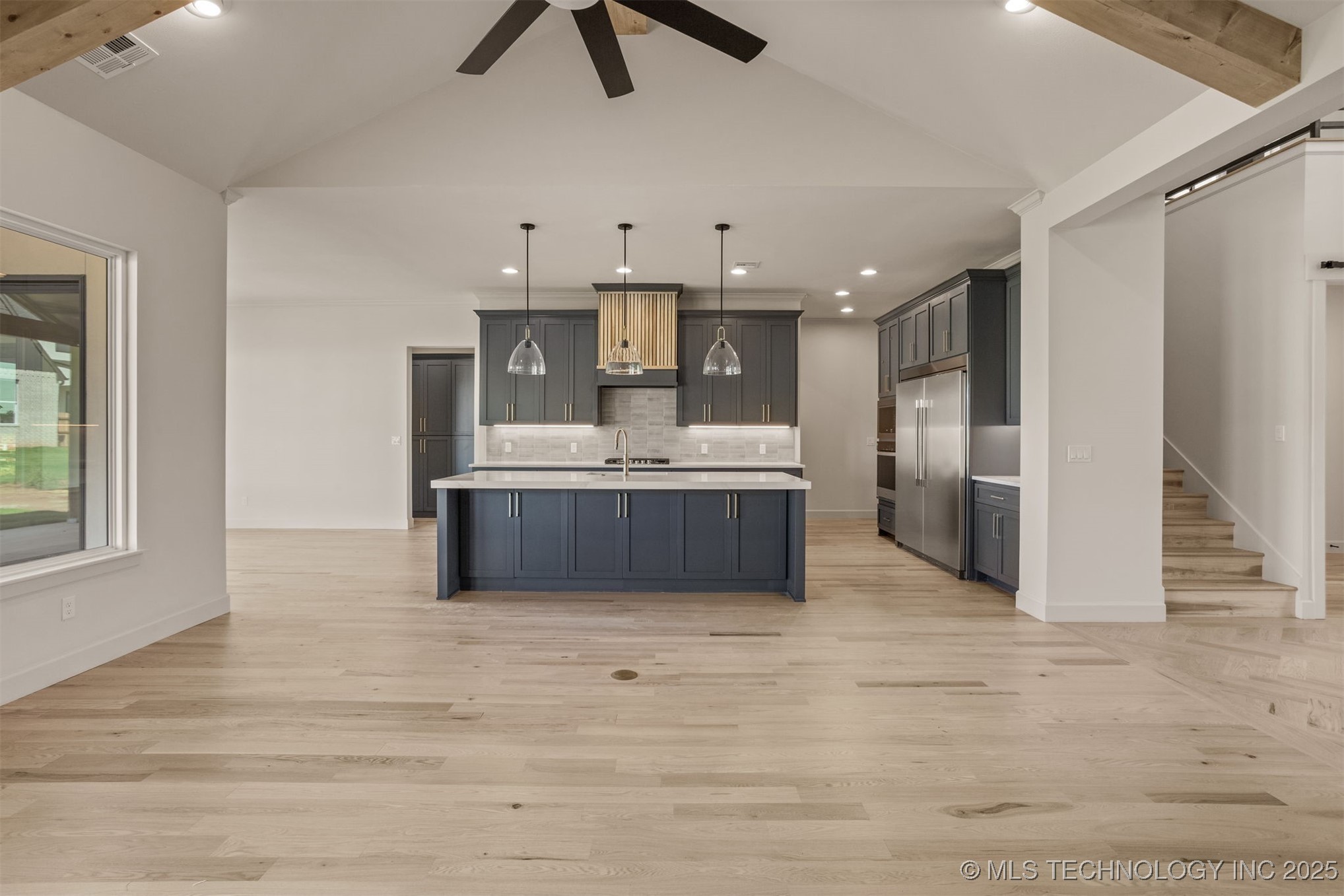 2355 E 135th Place Property Photo 10