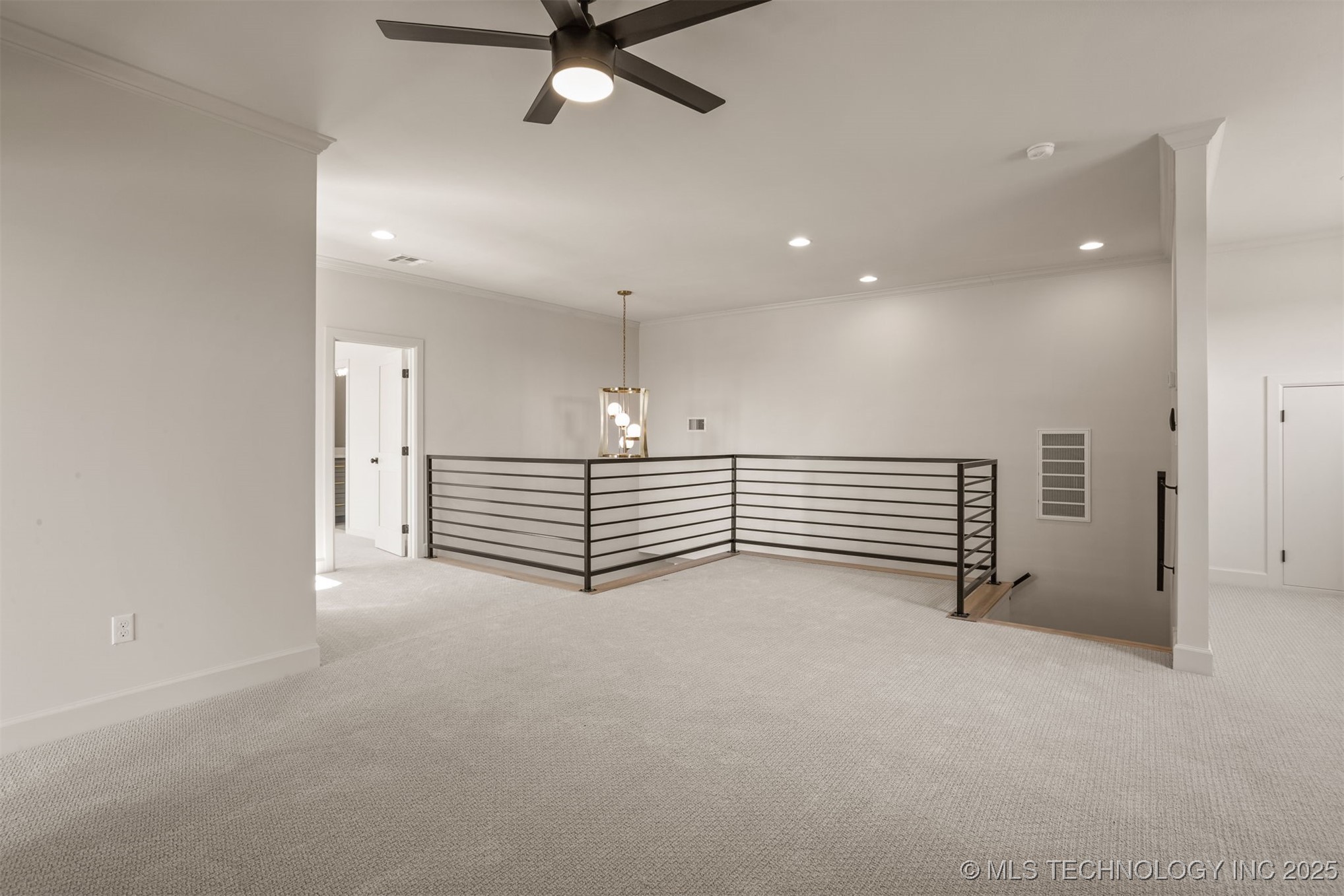 2355 E 135th Place Property Photo 23