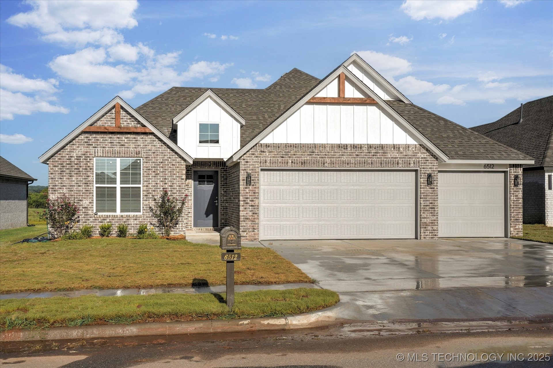 6512 N 27th Street Property Photo 1