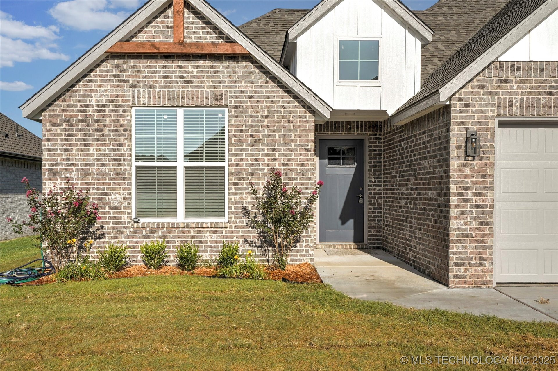 6512 N 27th Street Property Photo 3