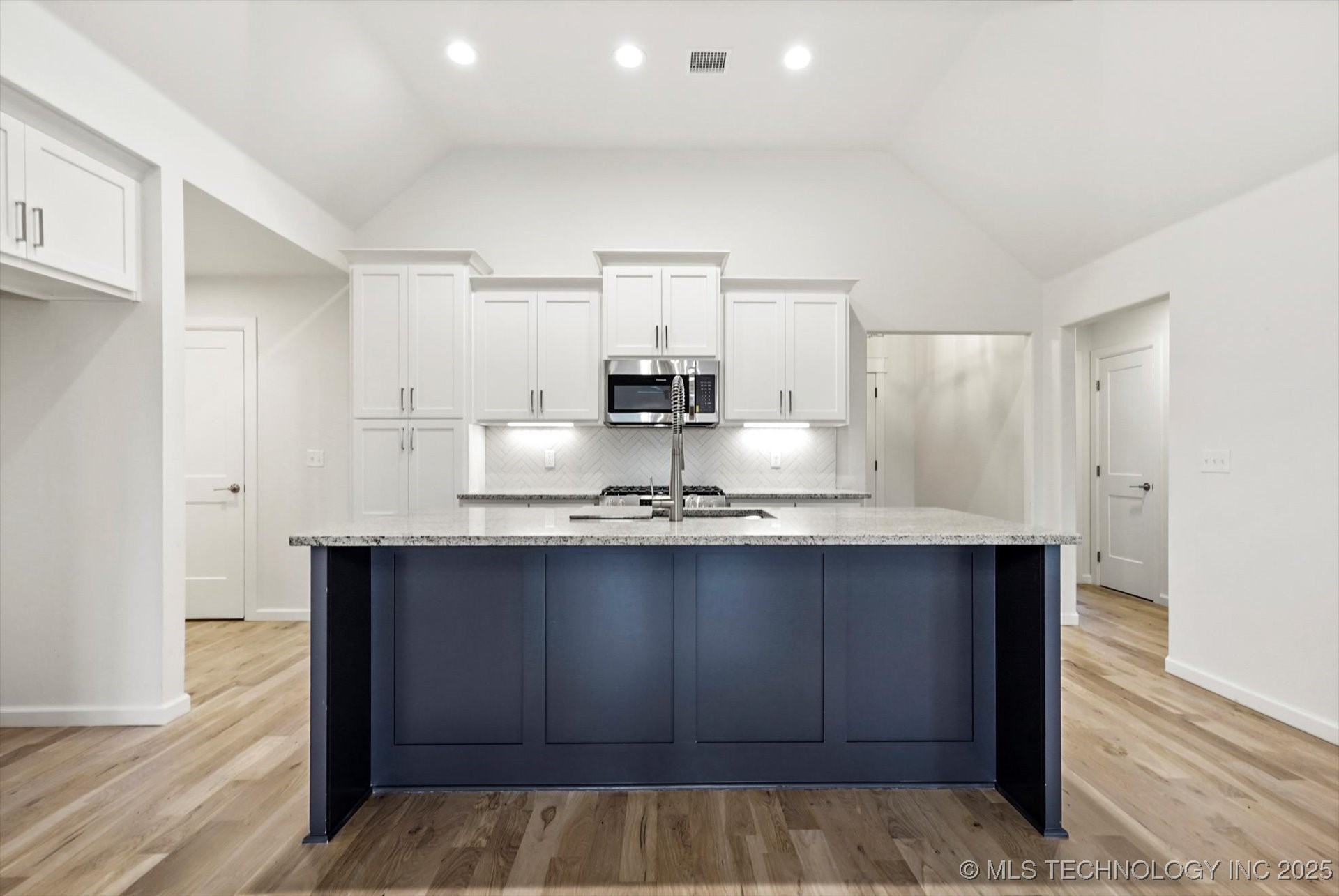 6512 N 27th Street Property Photo 7