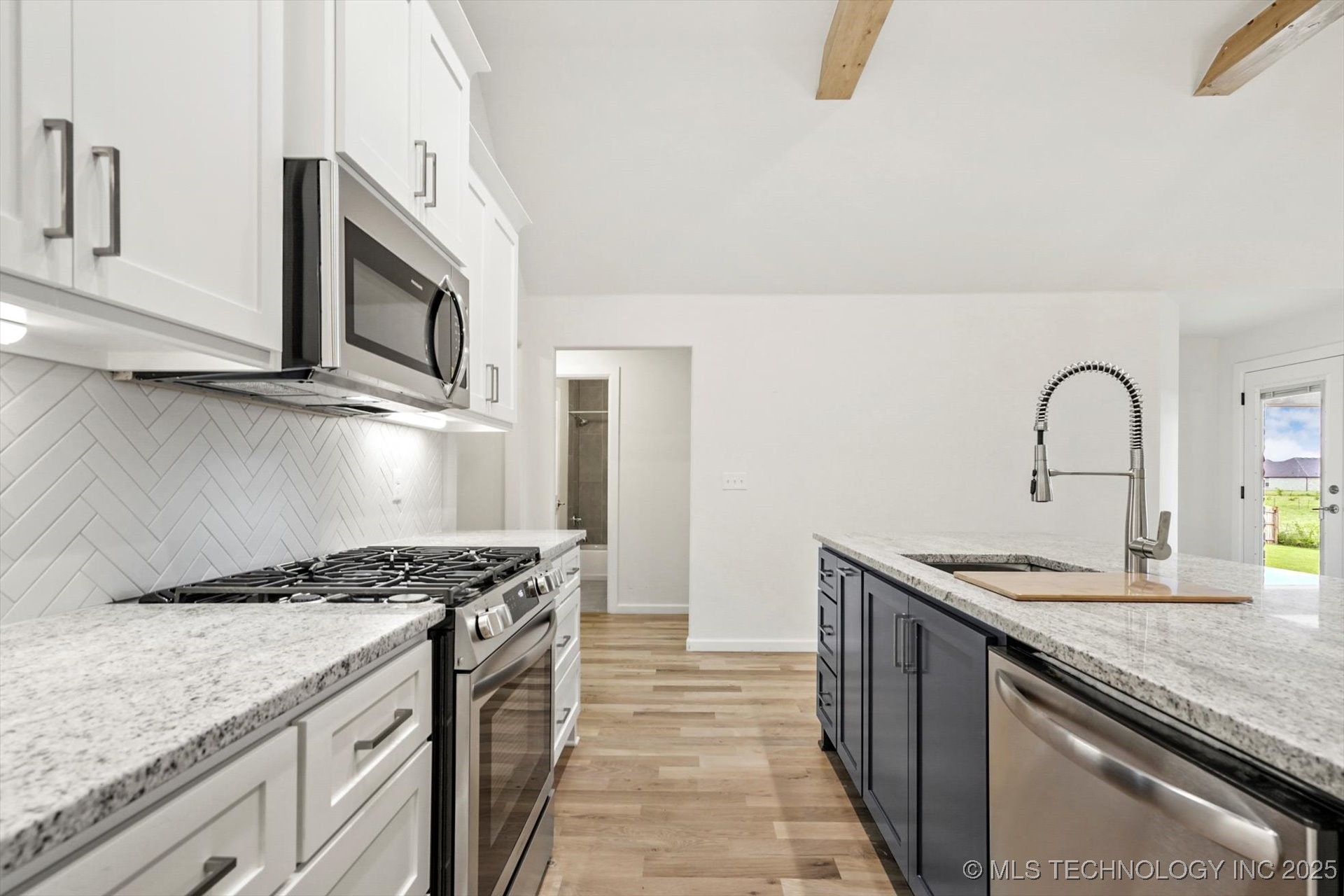 6512 N 27th Street Property Photo 8