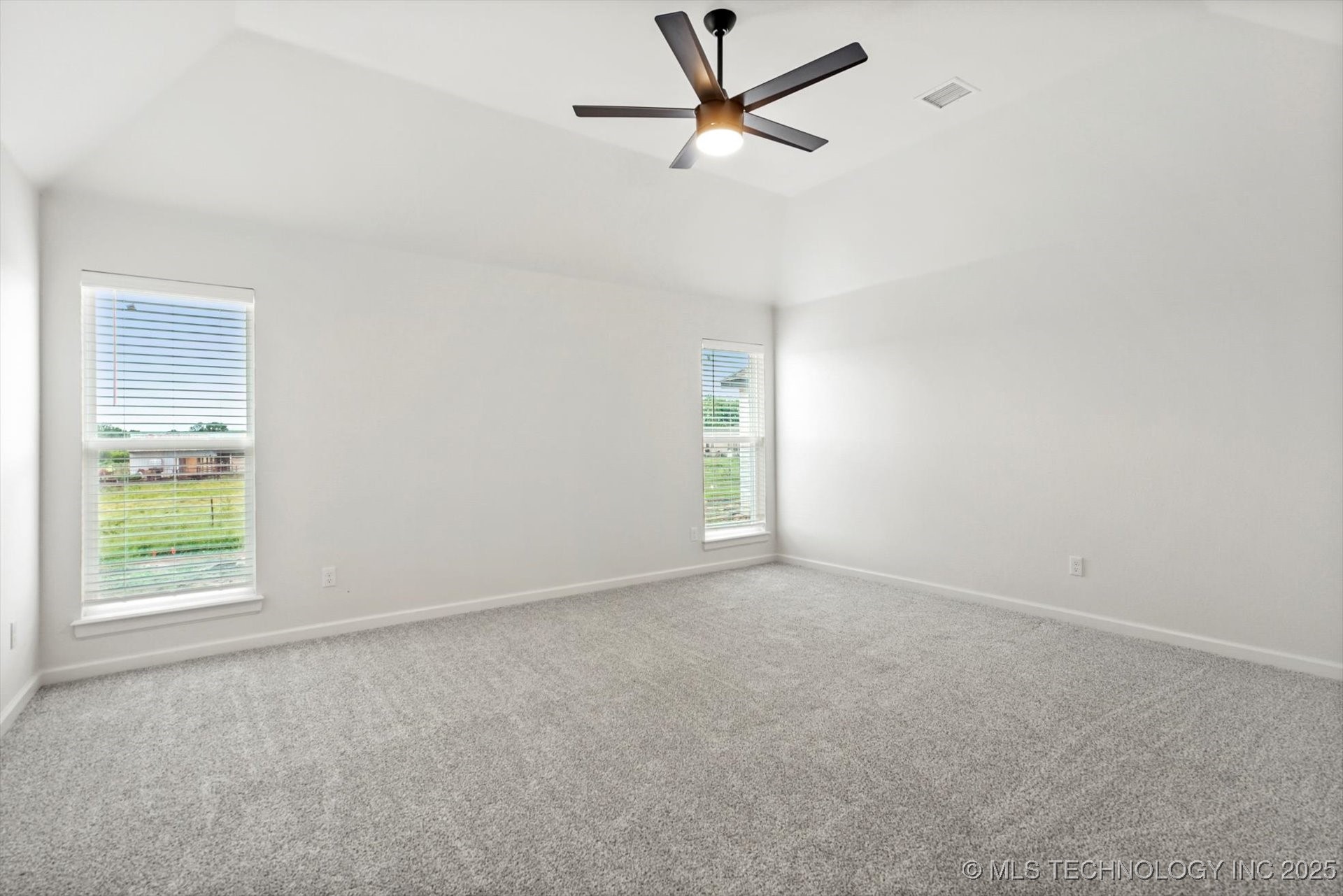 6512 N 27th Street Property Photo 15