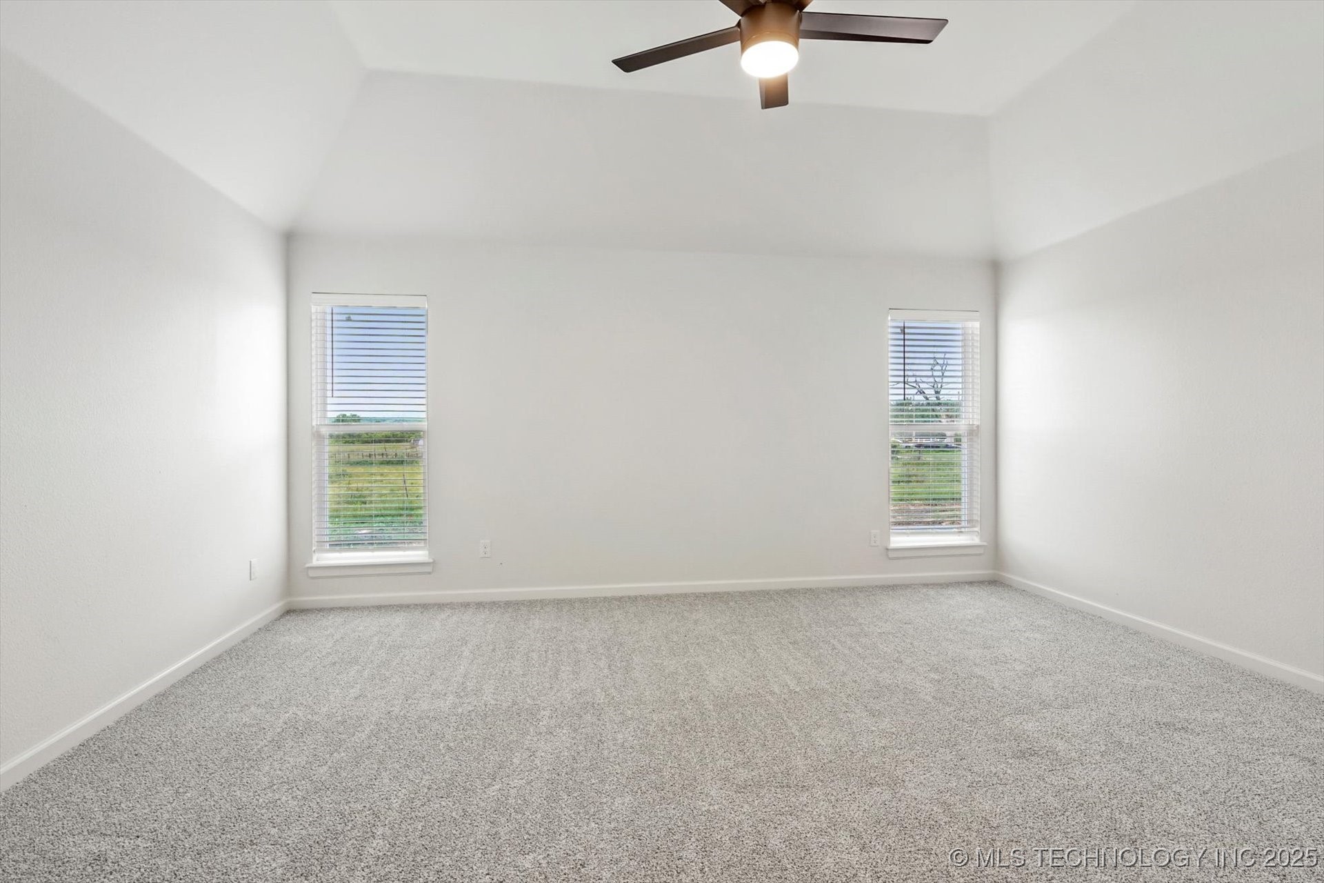 6512 N 27th Street Property Photo 16