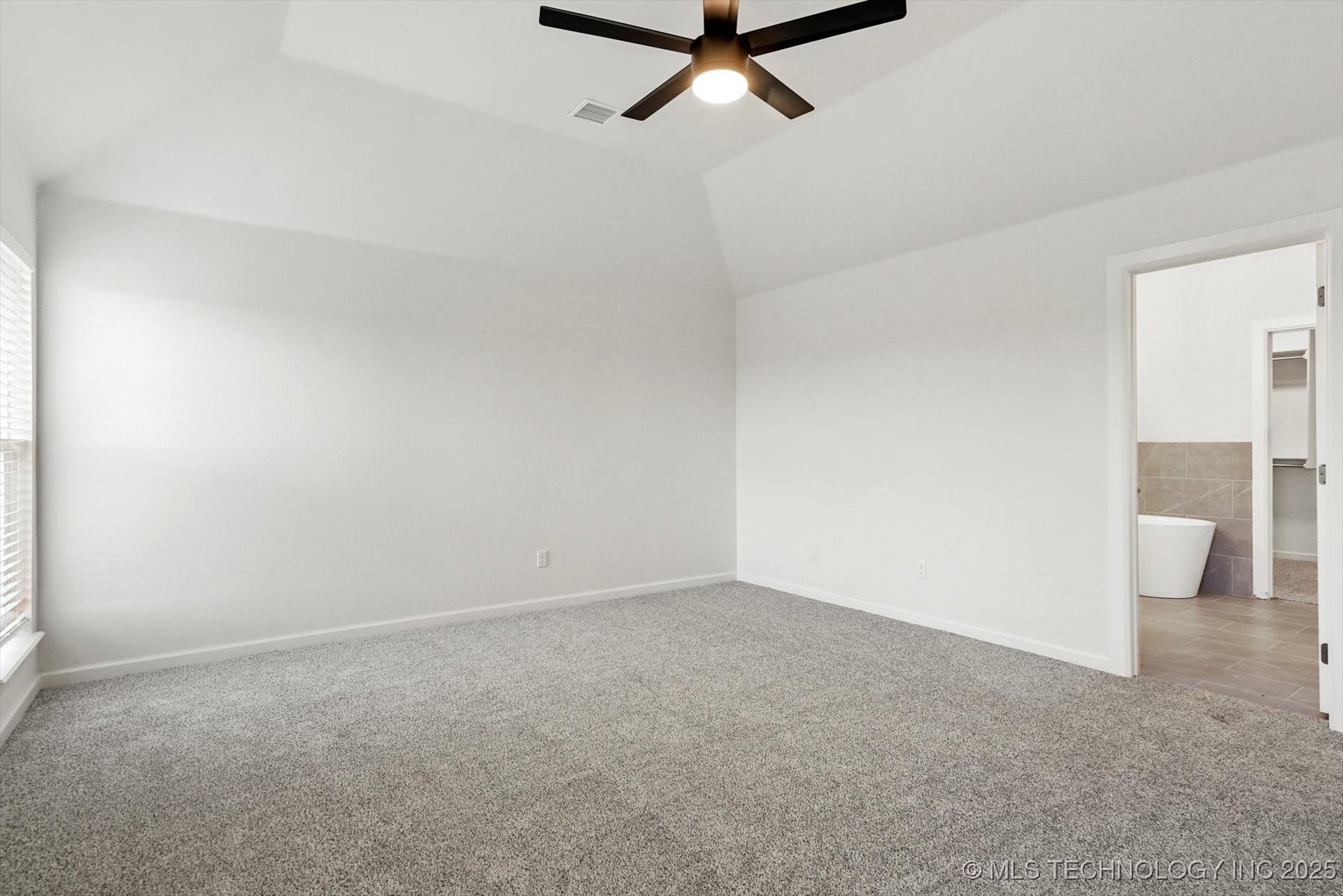 6512 N 27th Street Property Photo 17