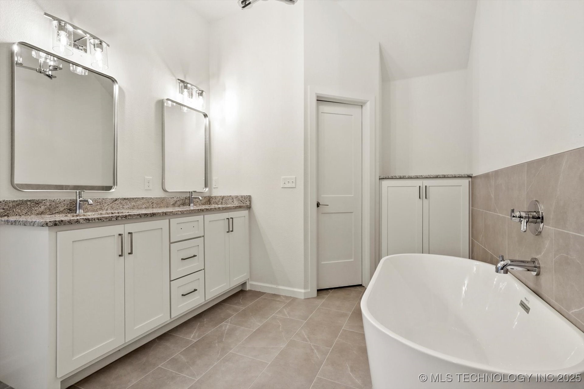 6512 N 27th Street Property Photo 20