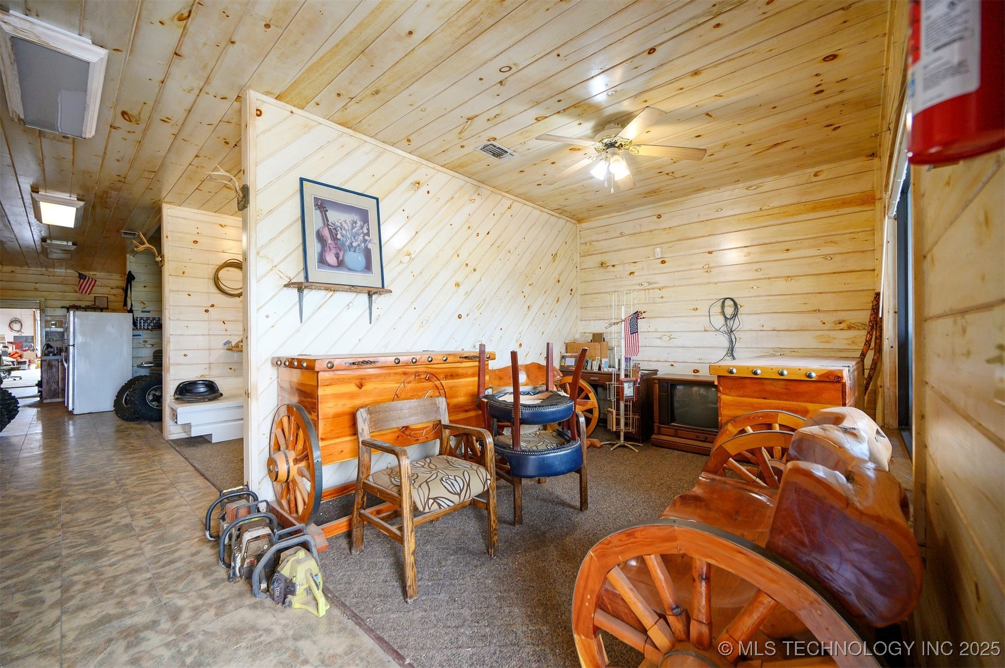 1100 Ne Lincoln Property Photo 9