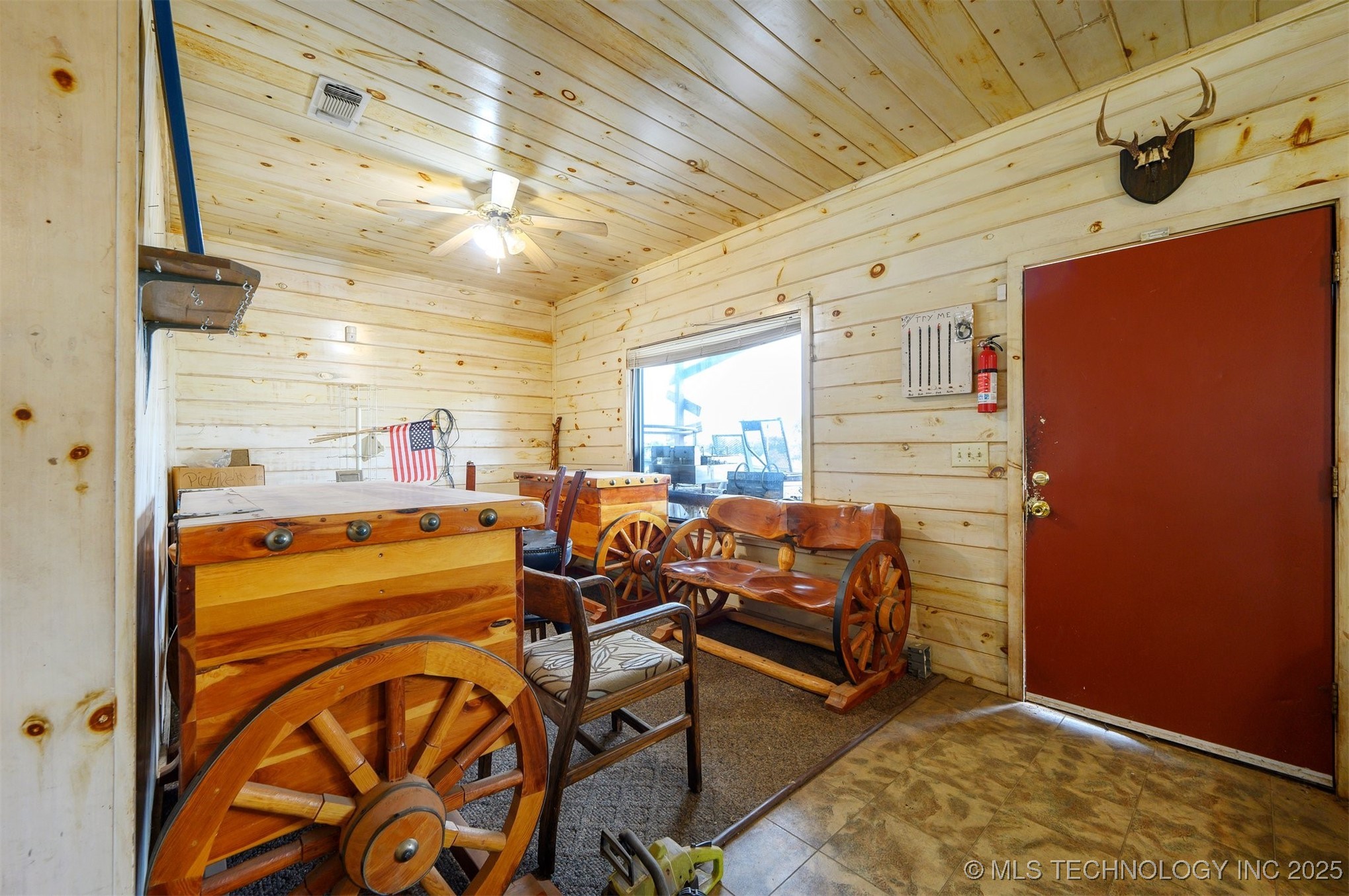 1100 Ne Lincoln Property Photo 10