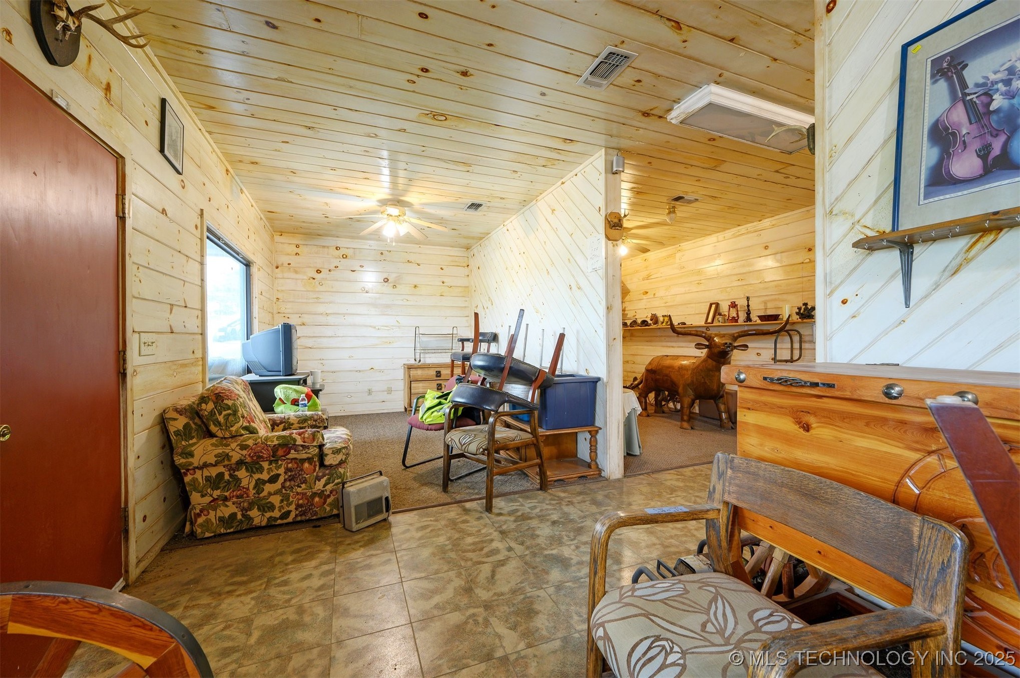 1100 Ne Lincoln Property Photo 11