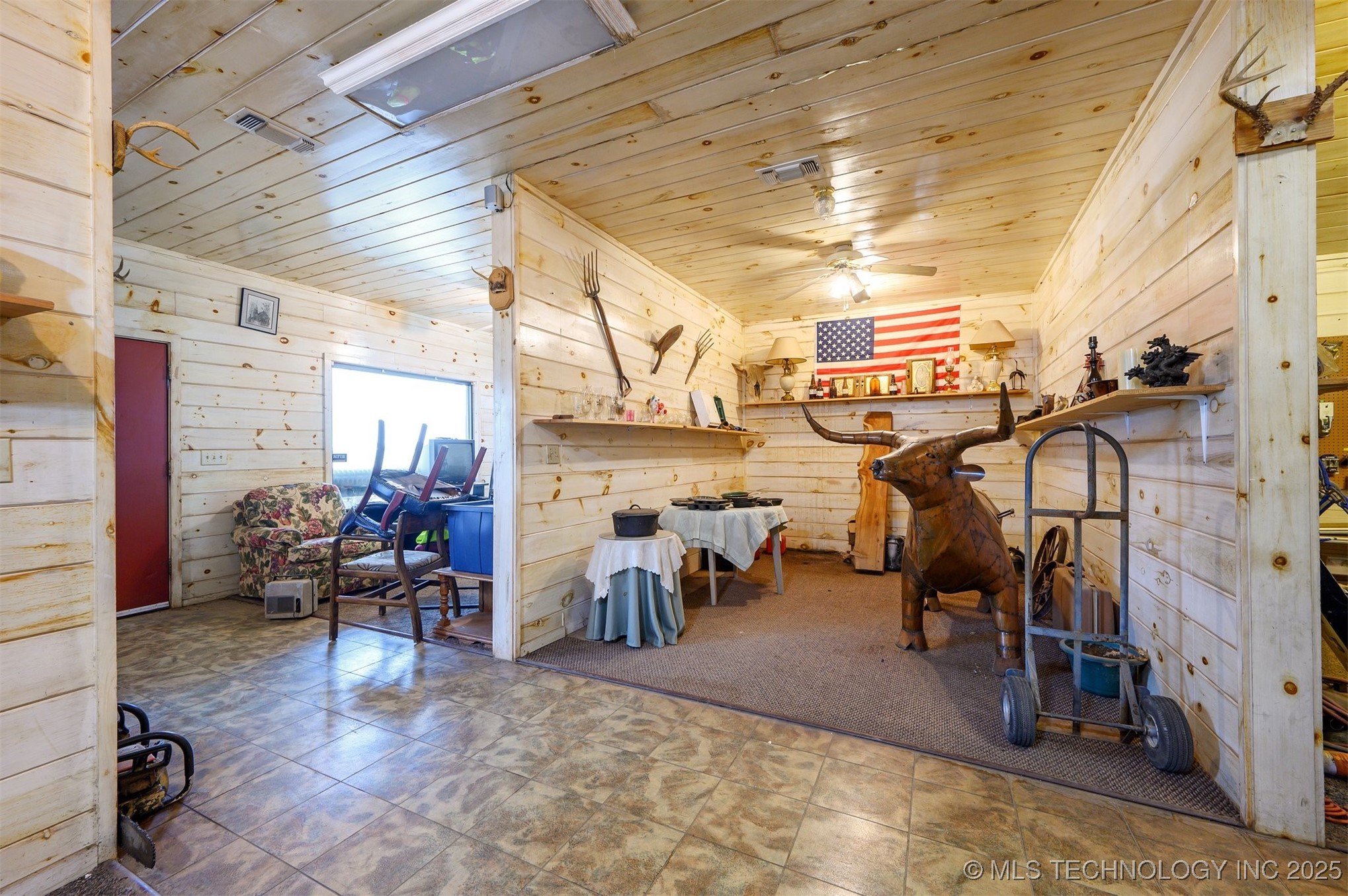 1100 Ne Lincoln Property Photo 18