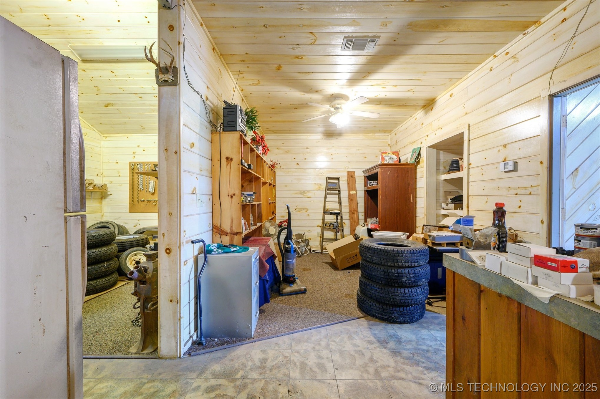 1100 Ne Lincoln Property Photo 26