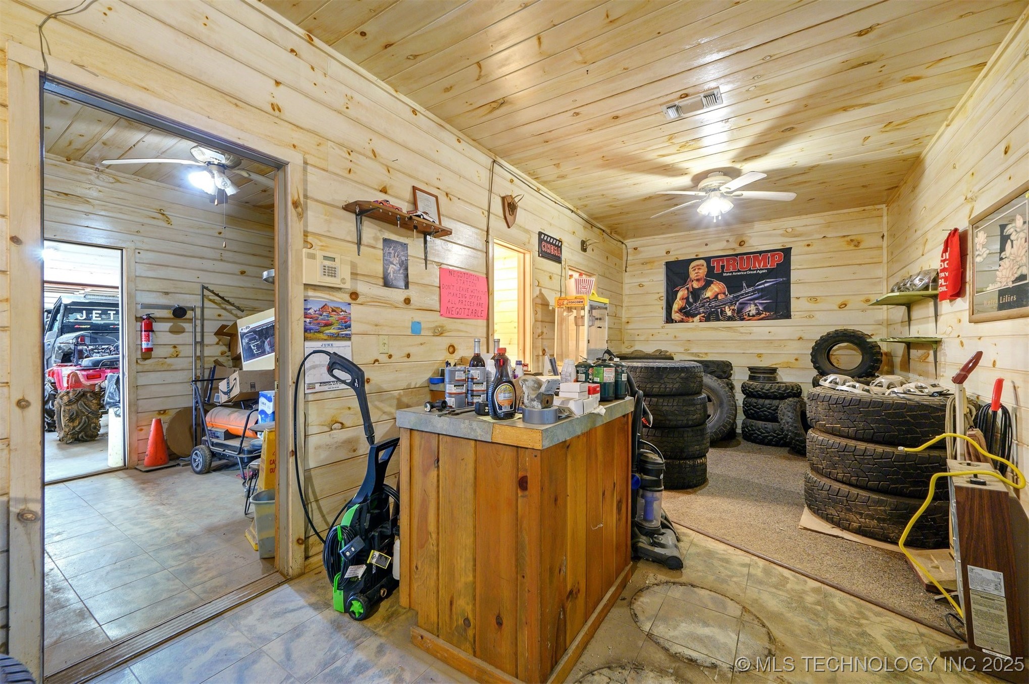 1100 Ne Lincoln Property Photo 28