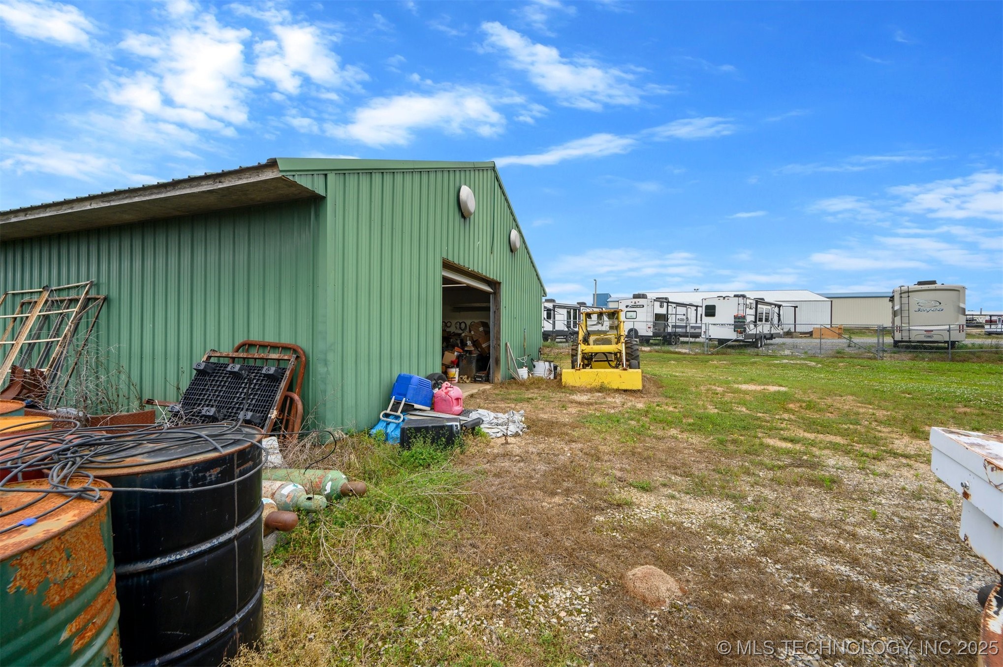 1100 Ne Lincoln Property Photo 50