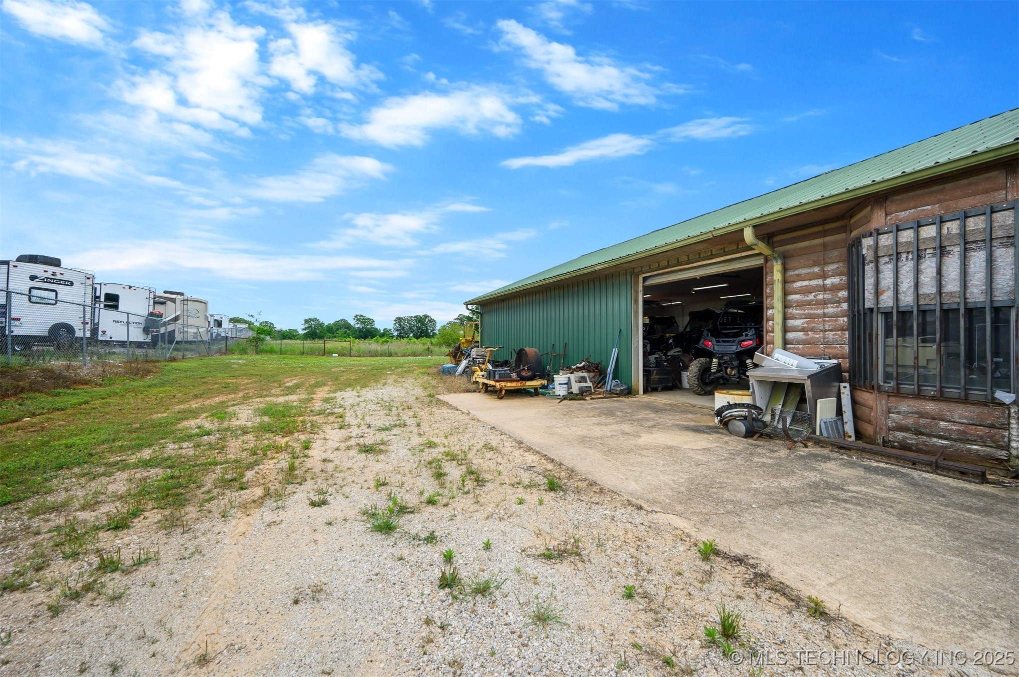 1100 Ne Lincoln Property Photo 53