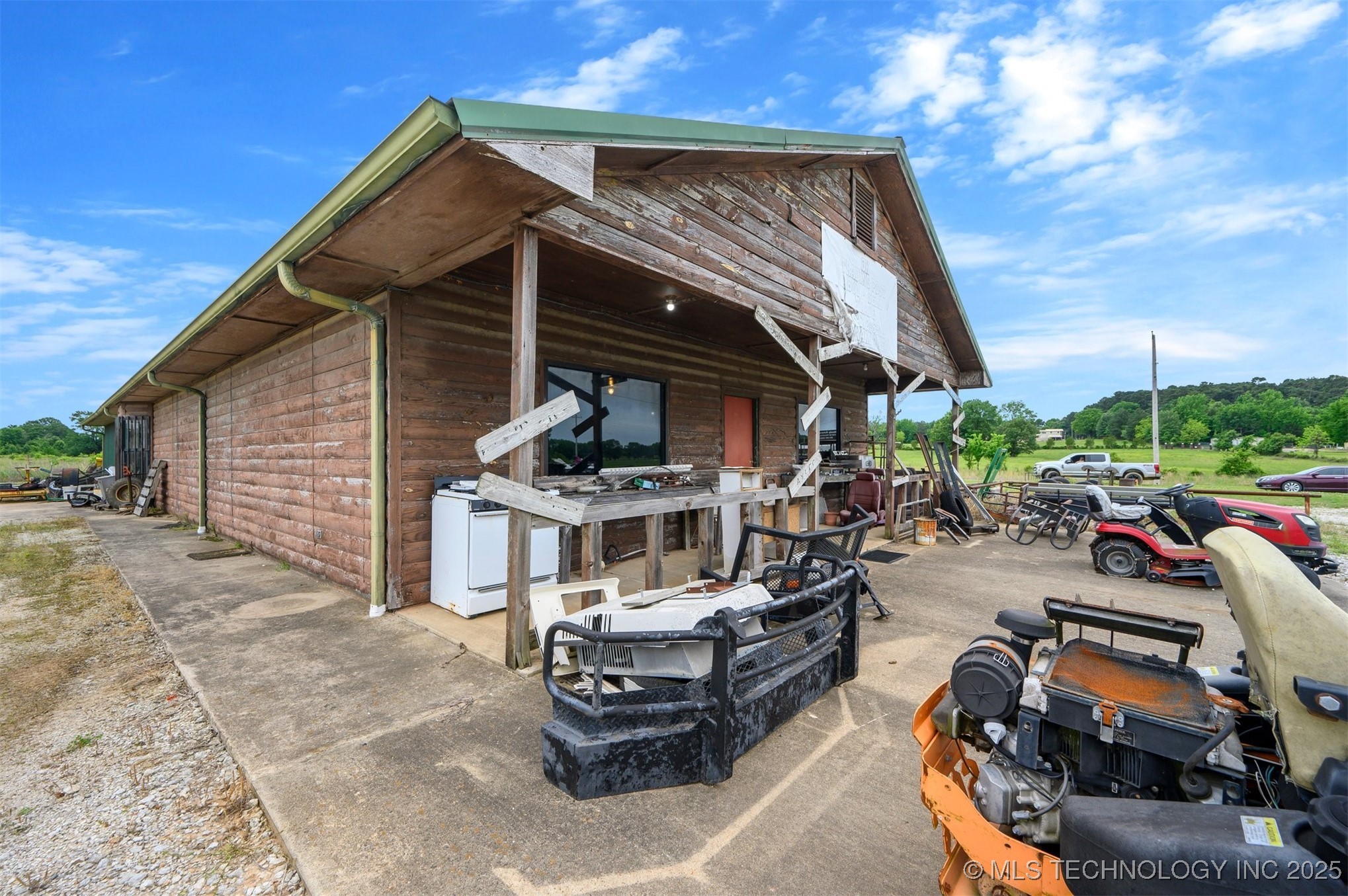 1100 Ne Lincoln Property Photo 58