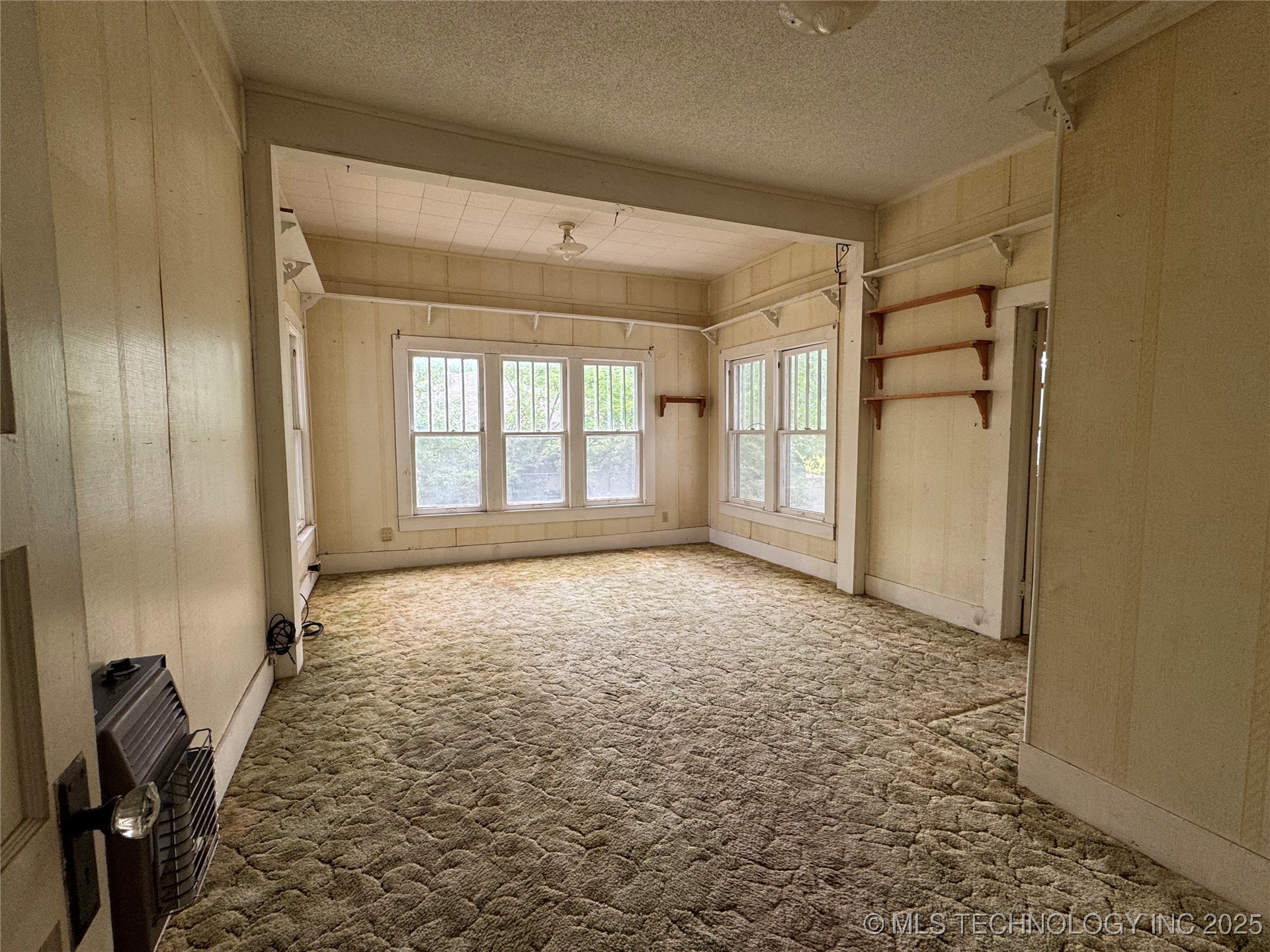 1524 W Maple Street W Property Photo 11