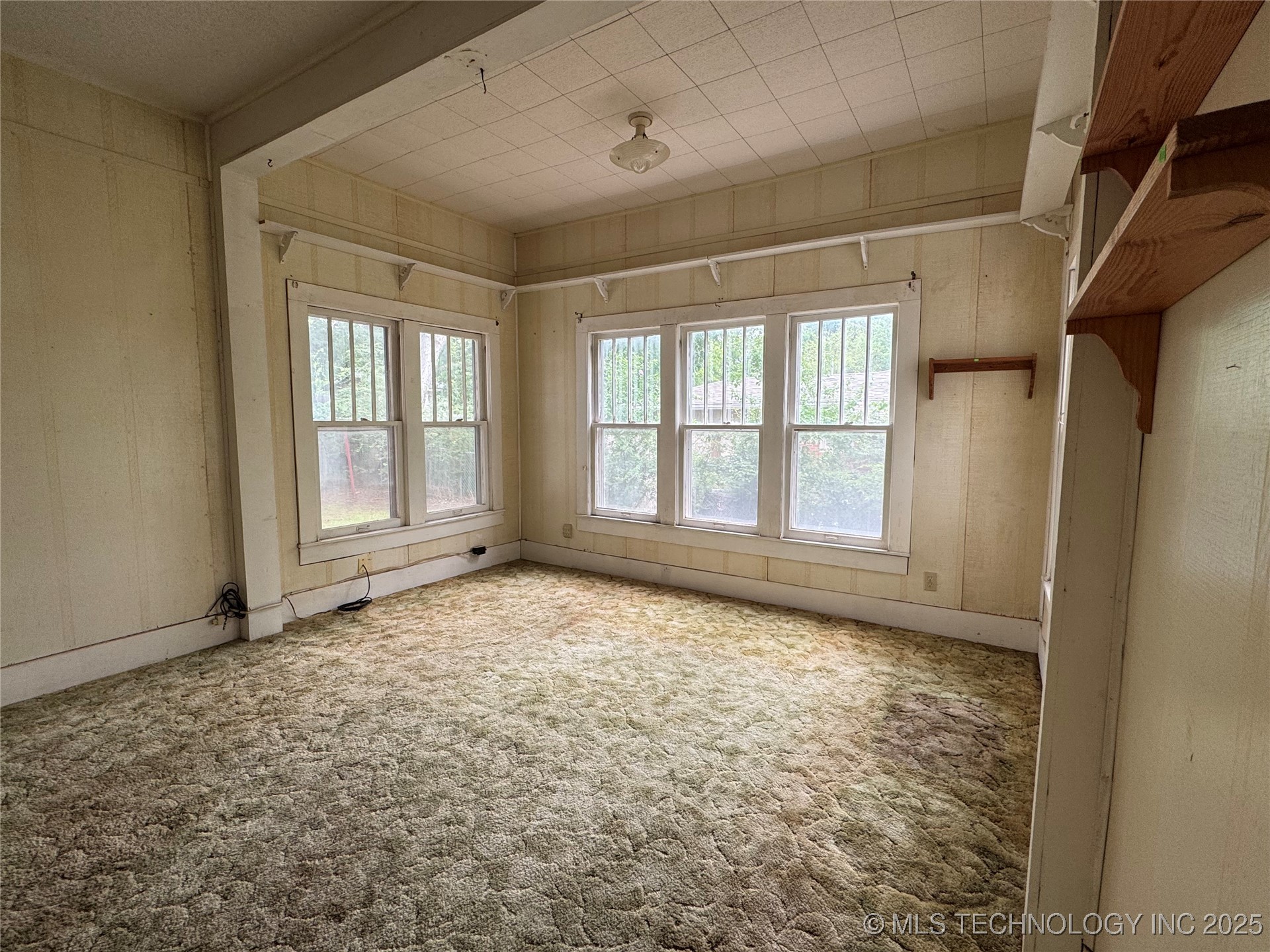 1524 W Maple Street W Property Photo 12