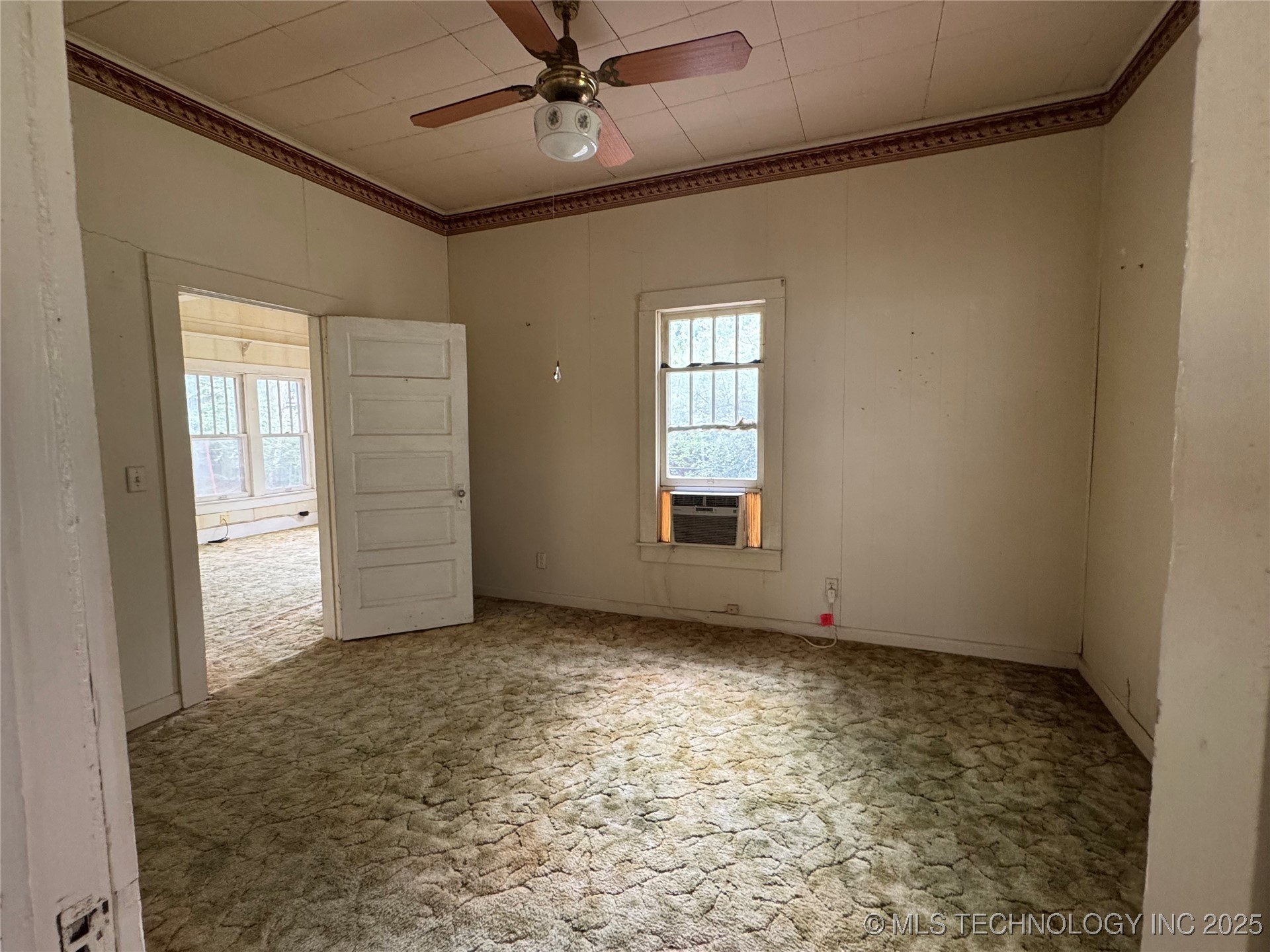 1524 W Maple Street W Property Photo 14