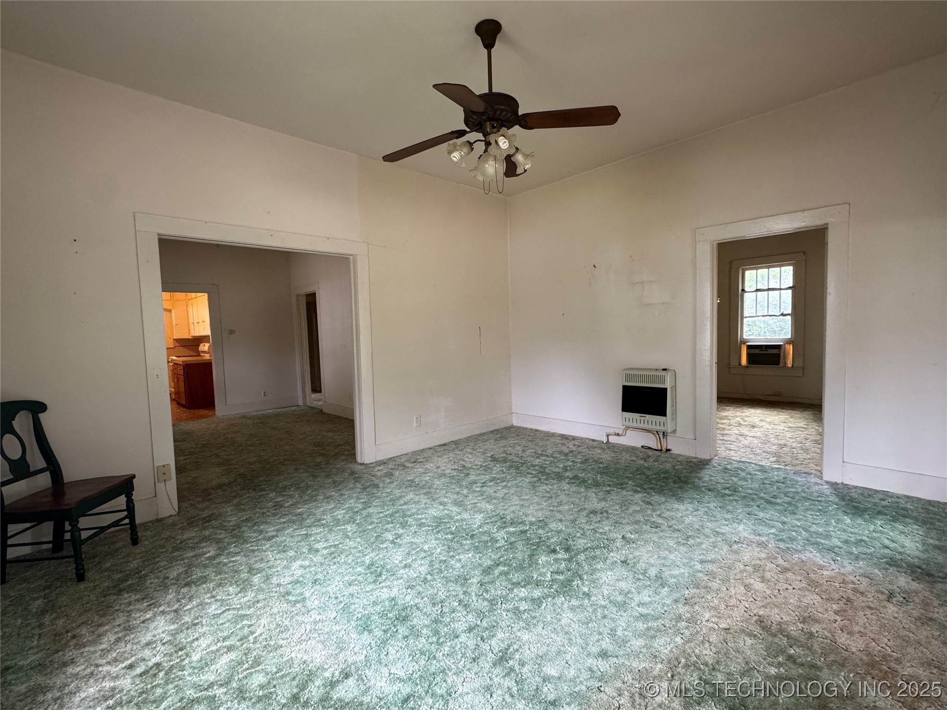 1524 W Maple Street W Property Photo 15