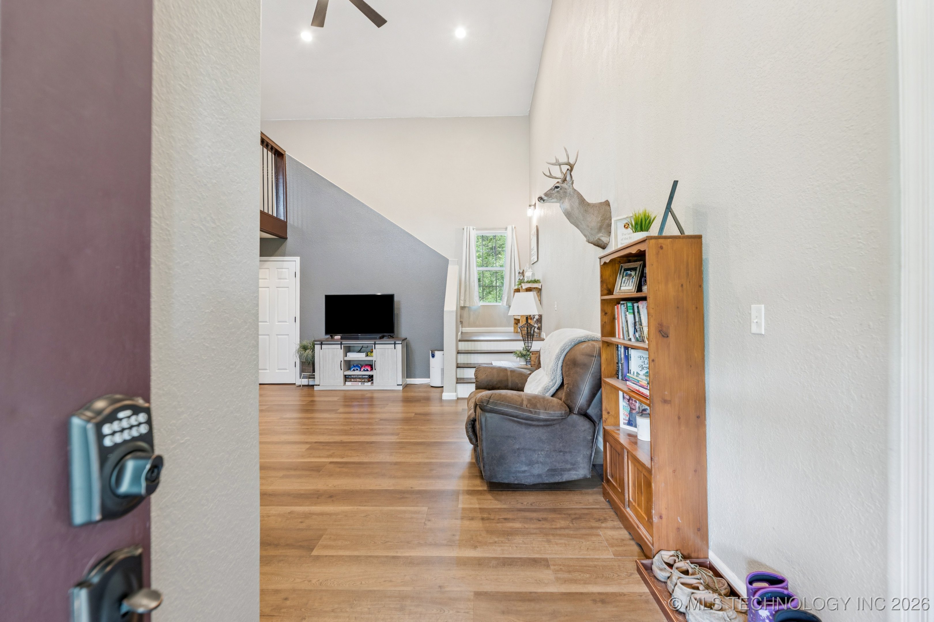 363270 E 5700 Road Property Photo 5