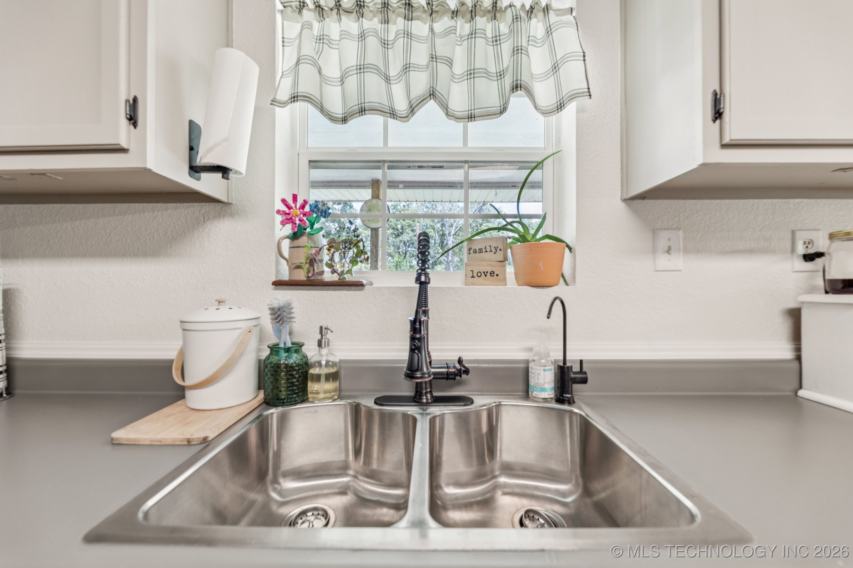 363270 E 5700 Road Property Photo 9